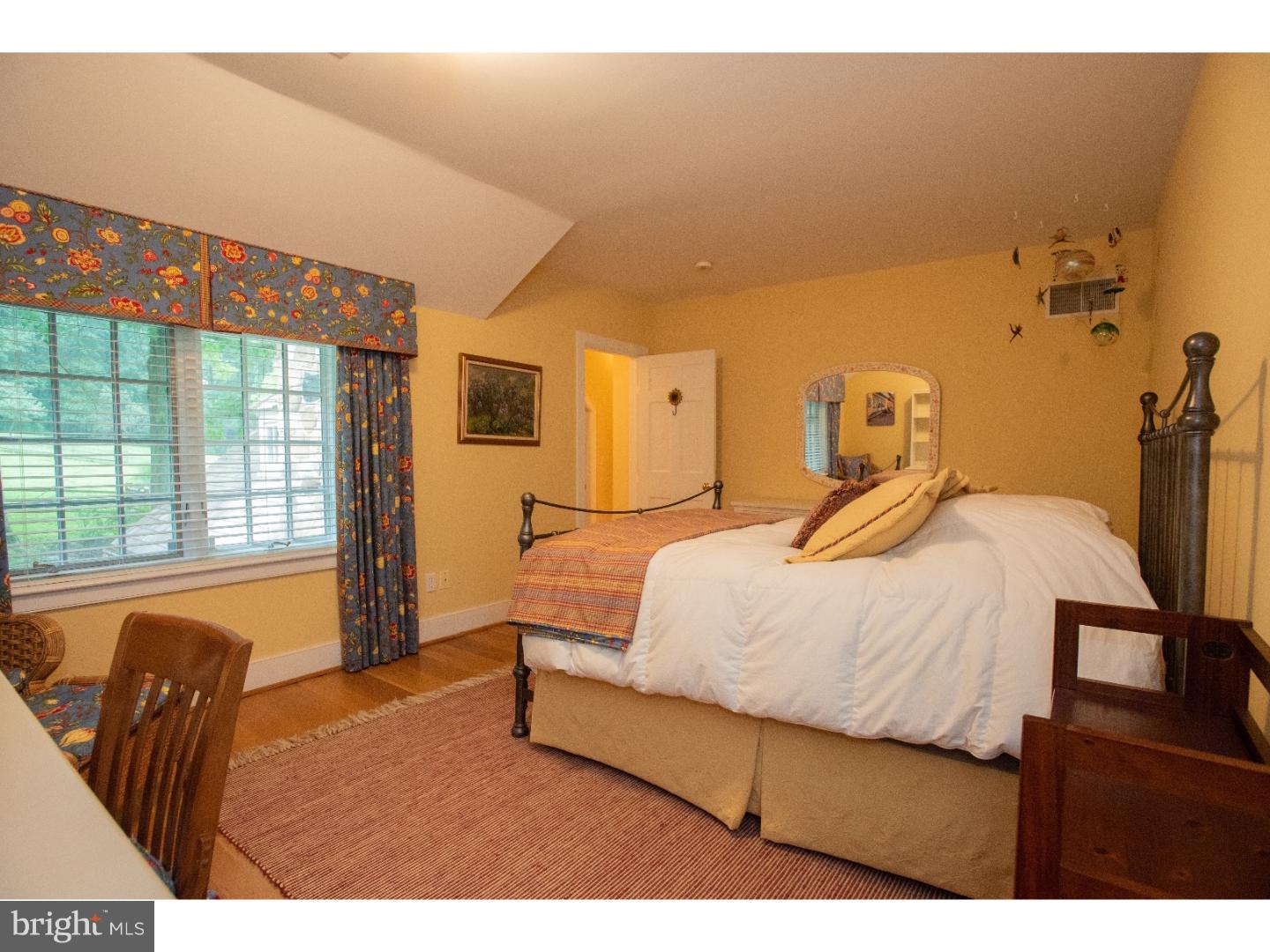 RADNOR HUNT - Residential