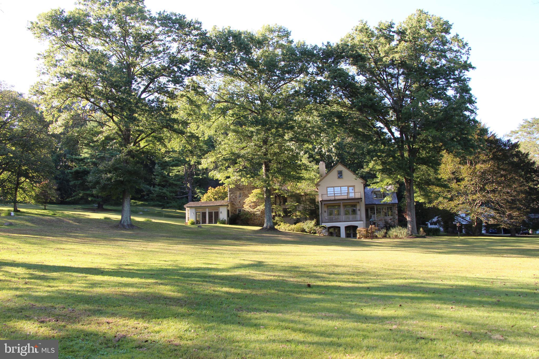 RADNOR HUNT - Residential