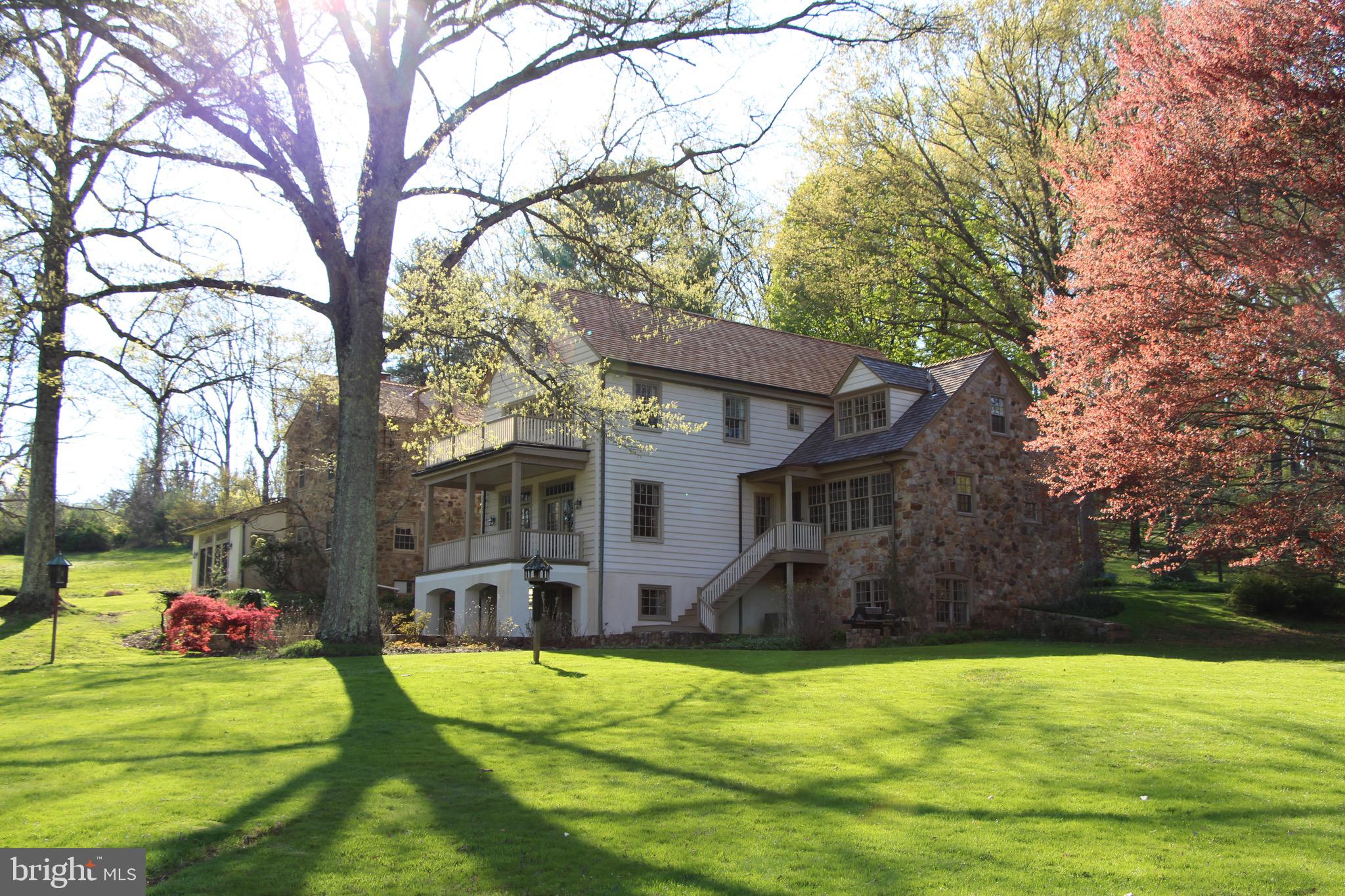 RADNOR HUNT - Residential