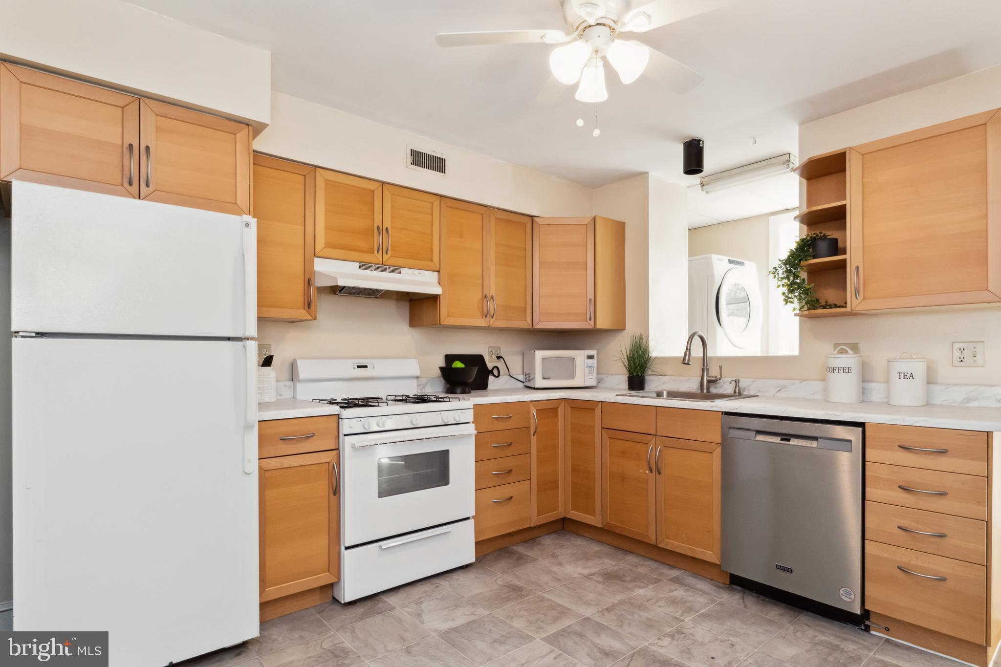 HAMPDEN HISTORIC DISTRICT - Residential