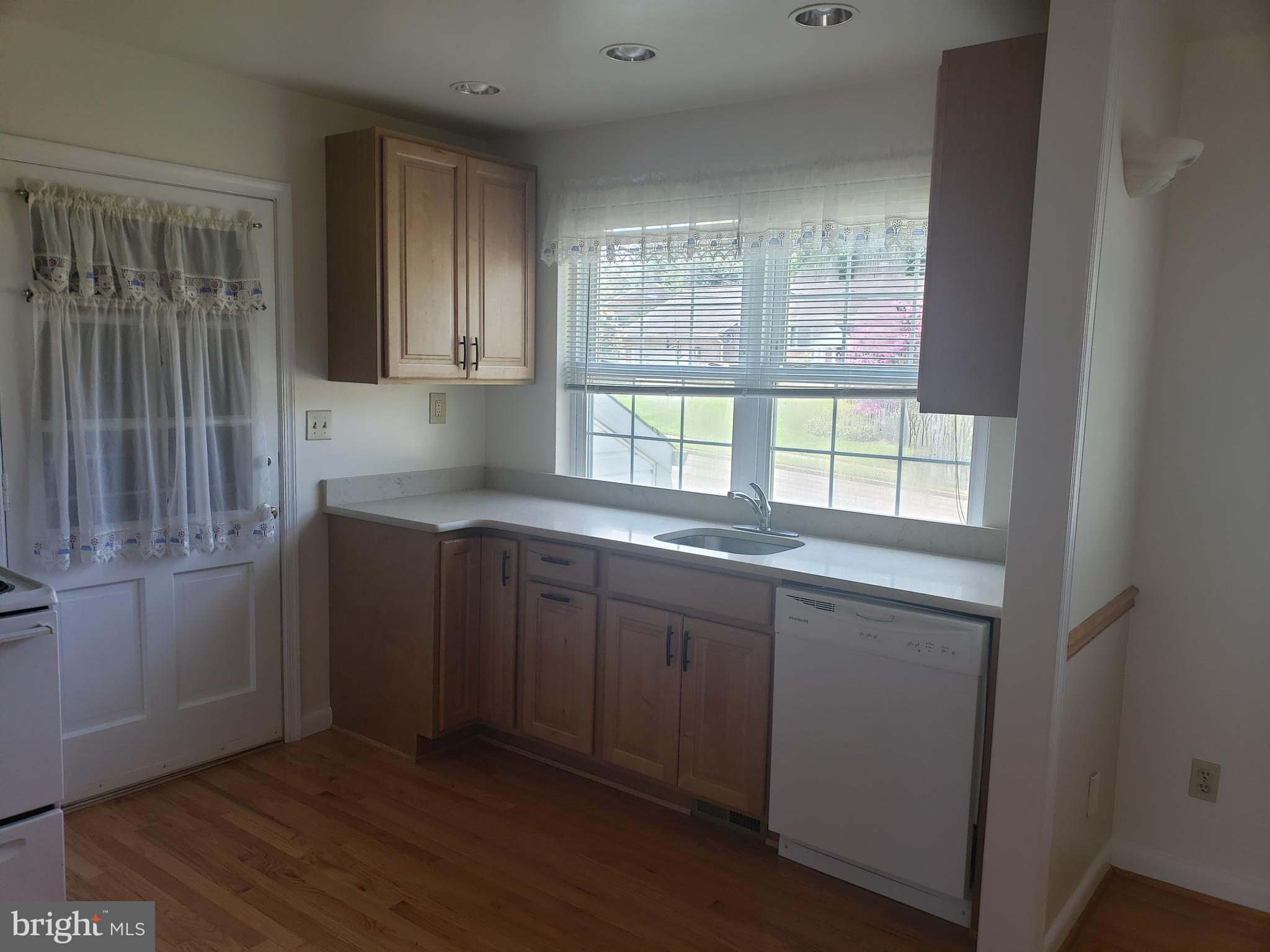 SOUTHRIDGE - Residential Lease