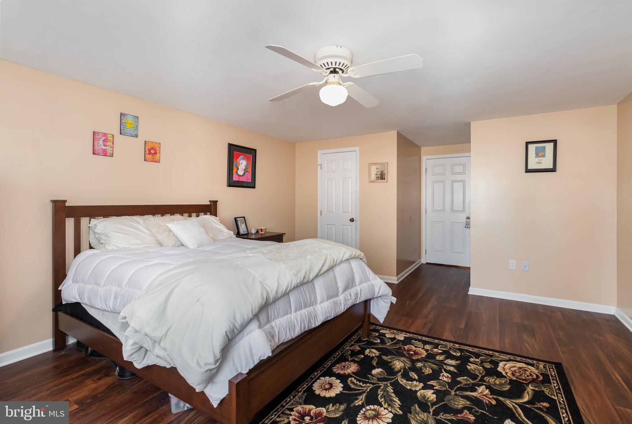 PEACHTREE VILLAGE - Residential