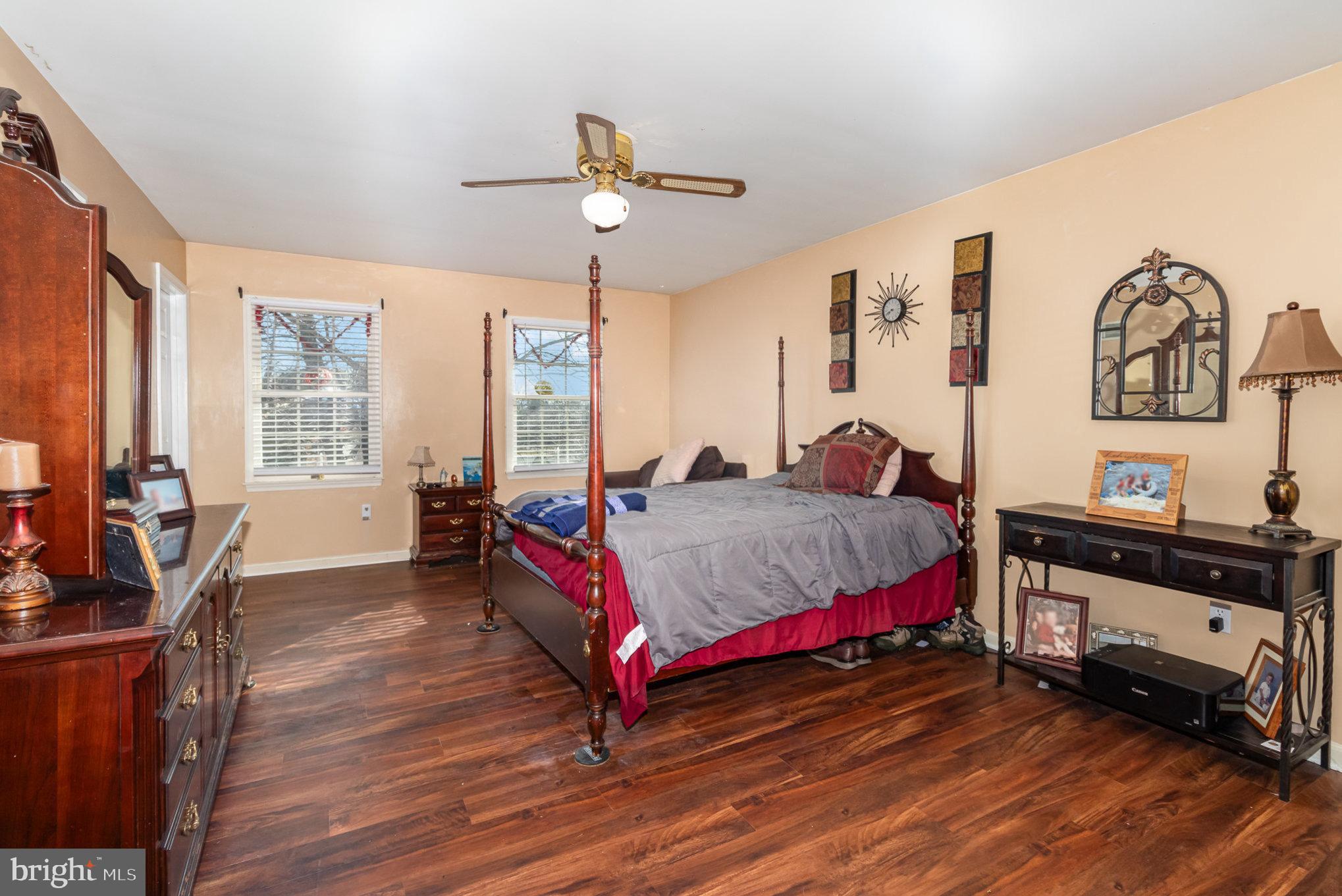 PEACHTREE VILLAGE - Residential