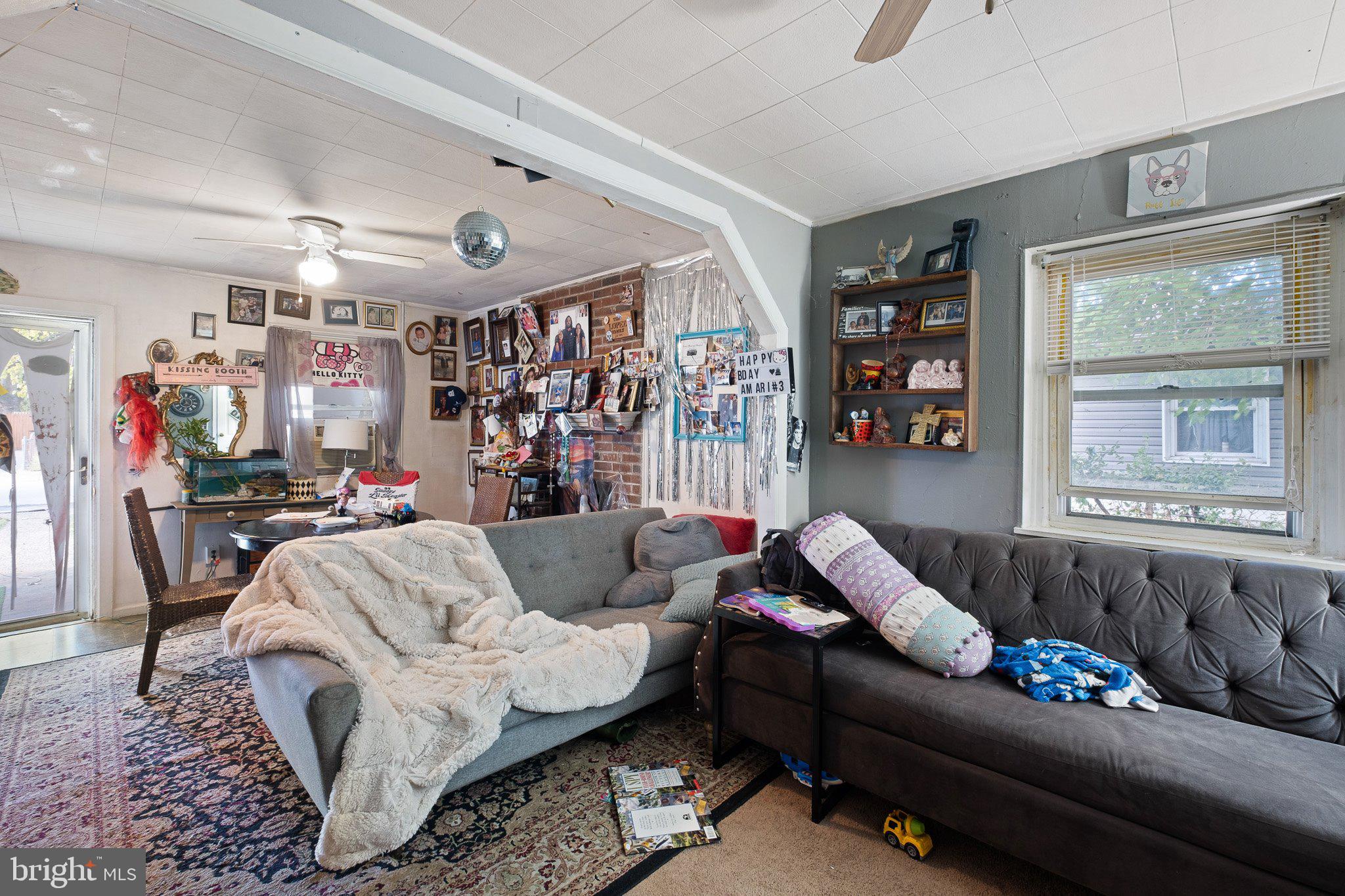 445 ANDERSON DRIVE