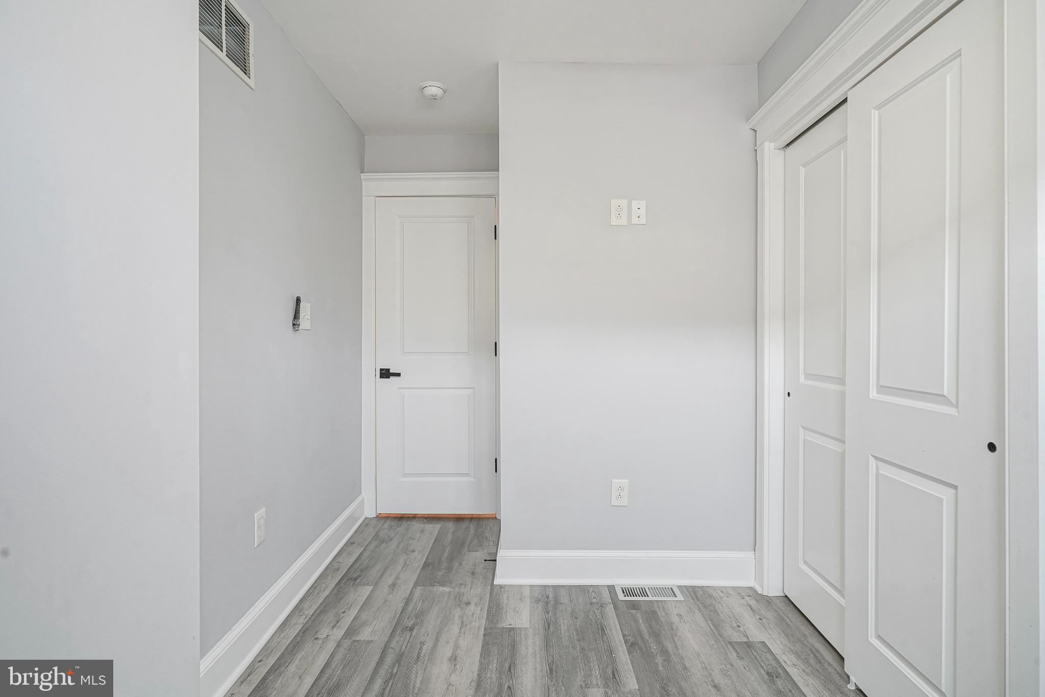 LOWER MOYAMENSING - Residential