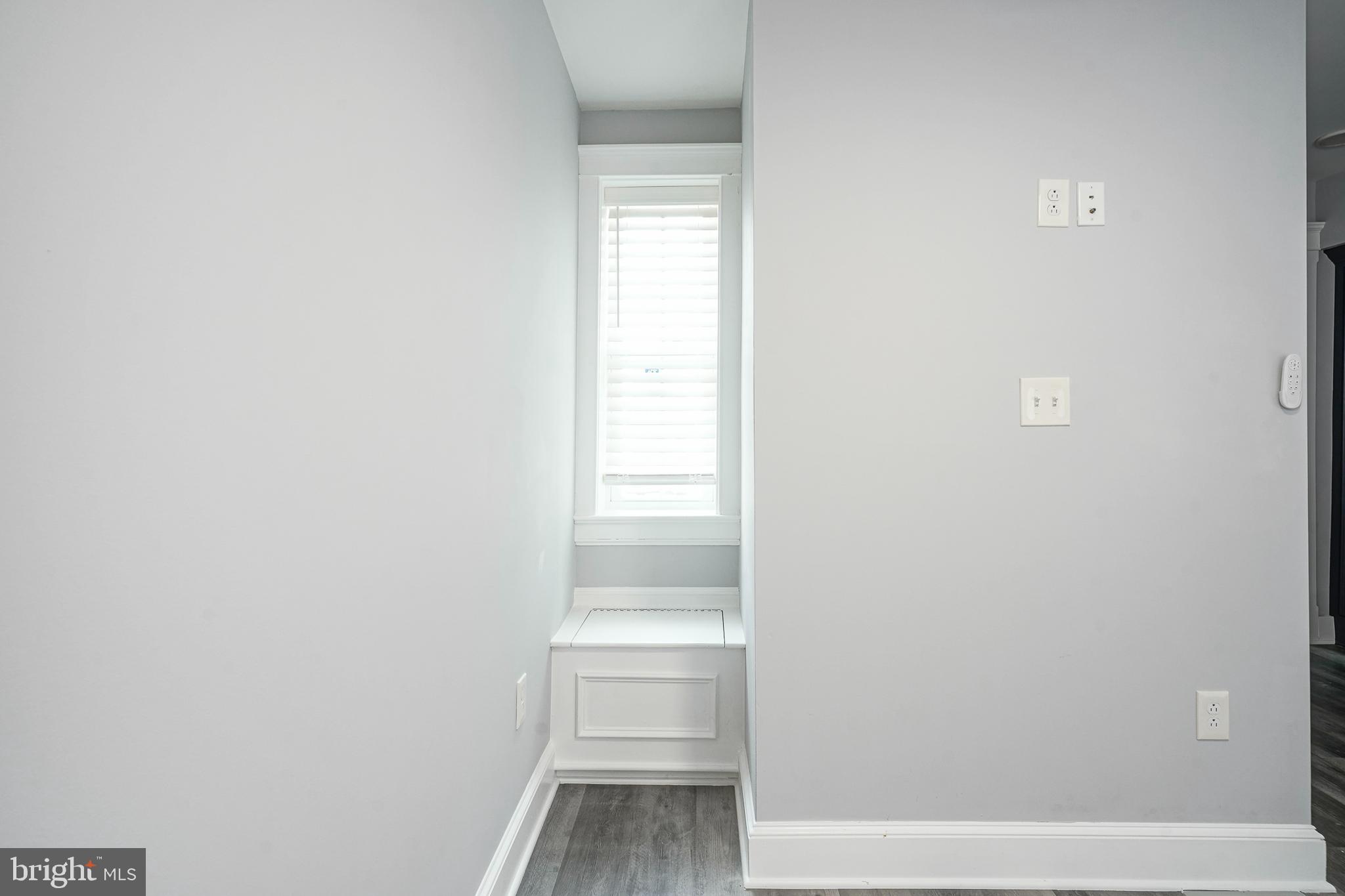 LOWER MOYAMENSING - Residential