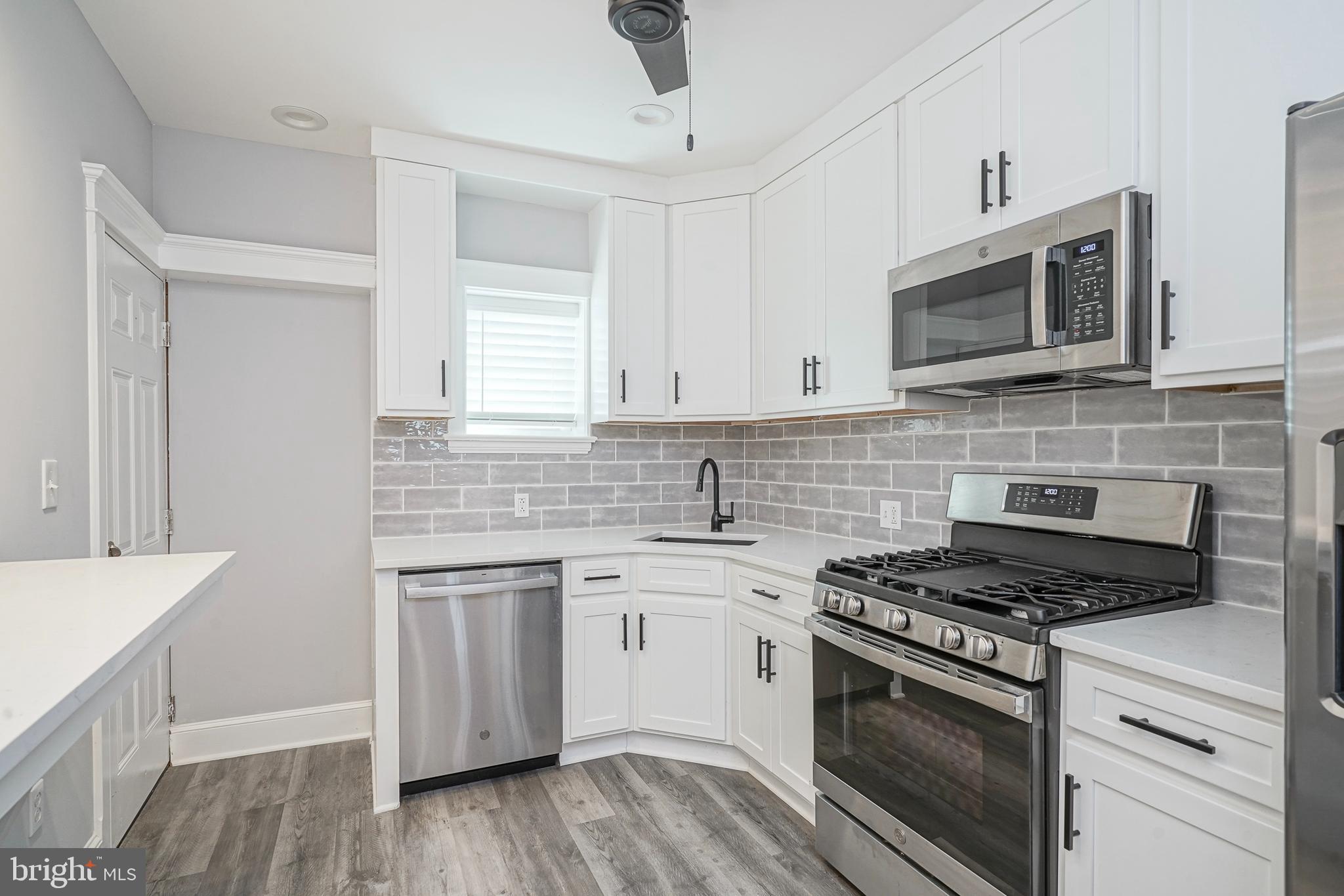 LOWER MOYAMENSING - Residential