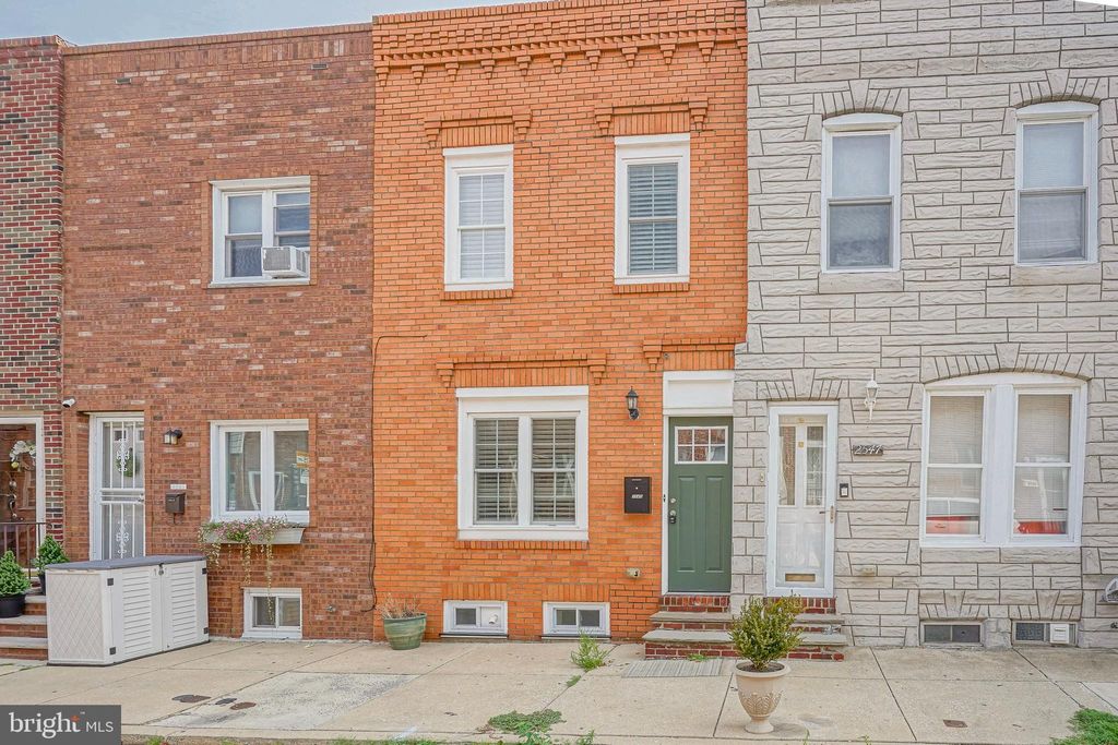 Photo of 2545 S Warnock Street, PHILADELPHIA, PA 19148 (MLS # PAPH2535092)