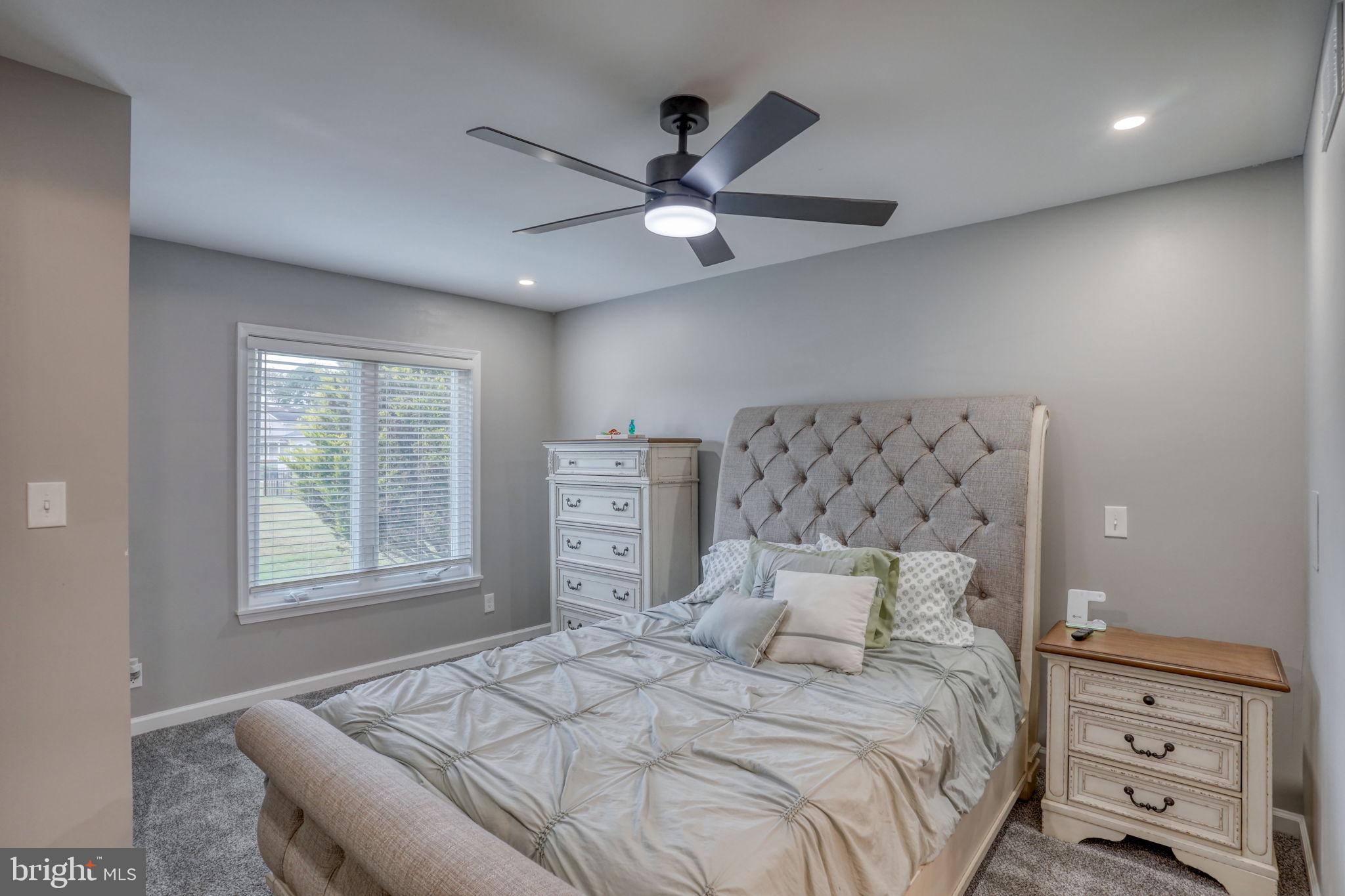 BAYVIEW ESTATES - Residential