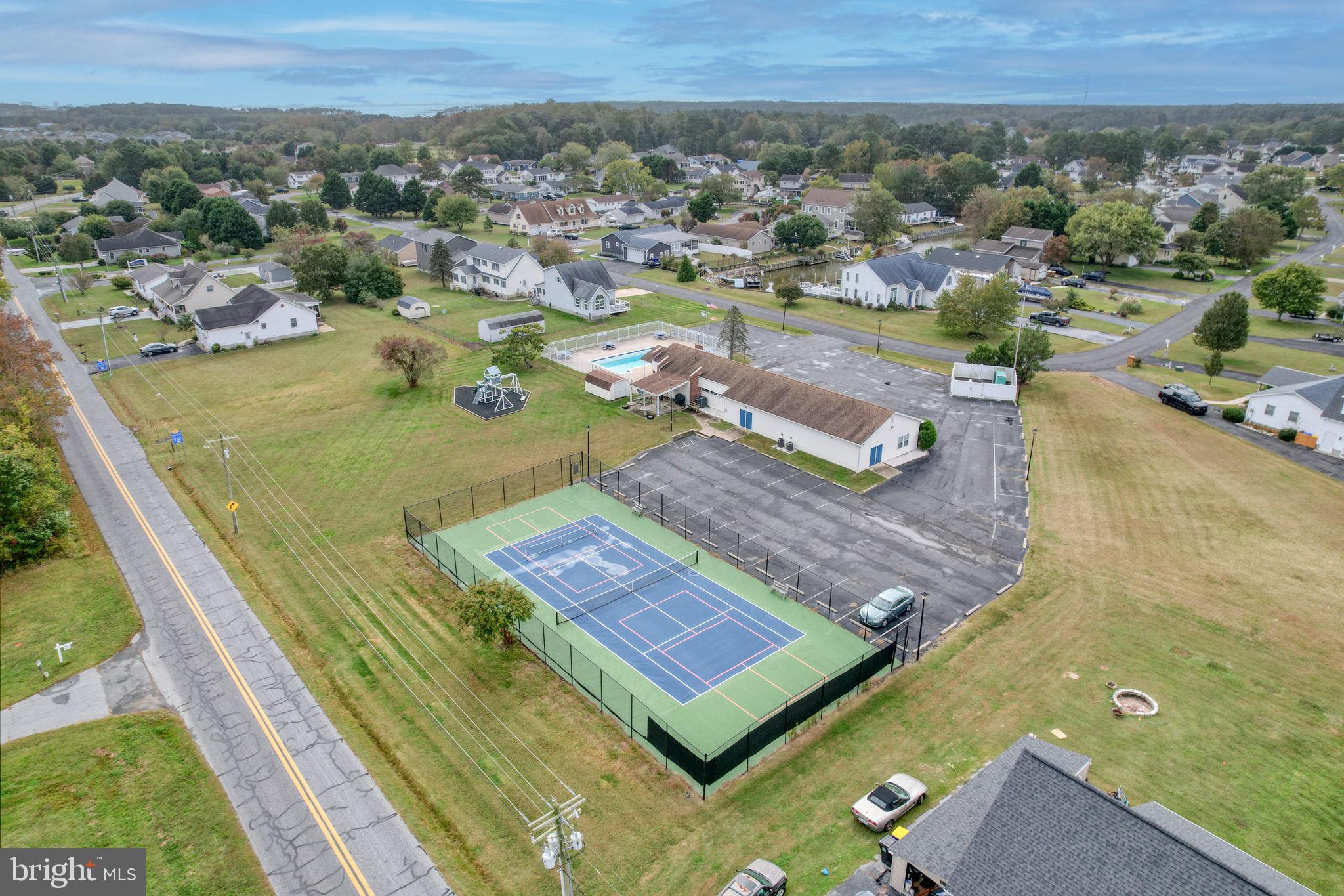 BAYVIEW ESTATES - Residential