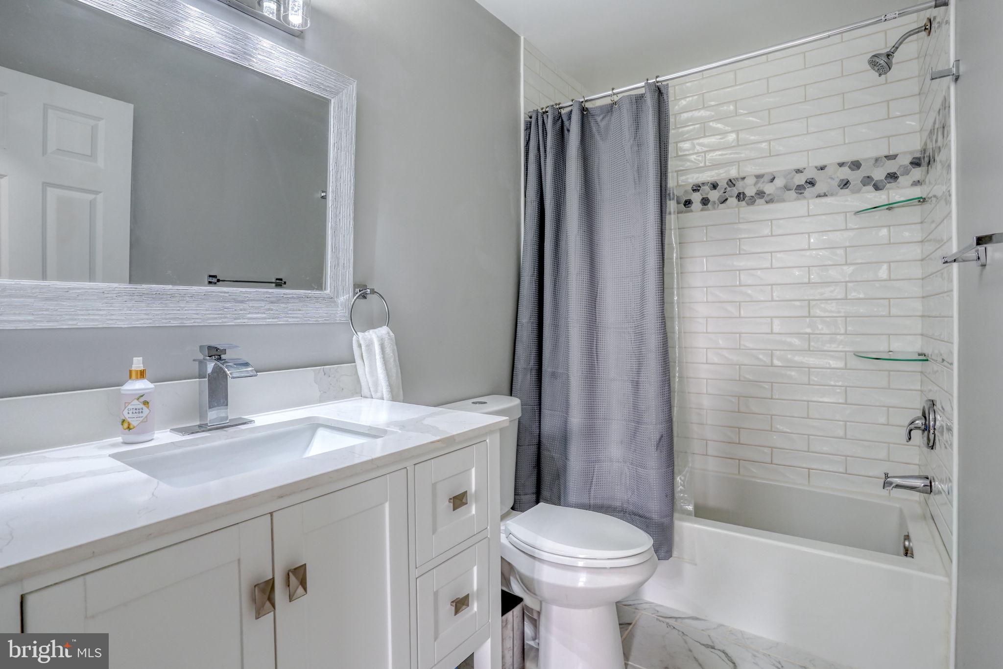 BAYVIEW ESTATES - Residential