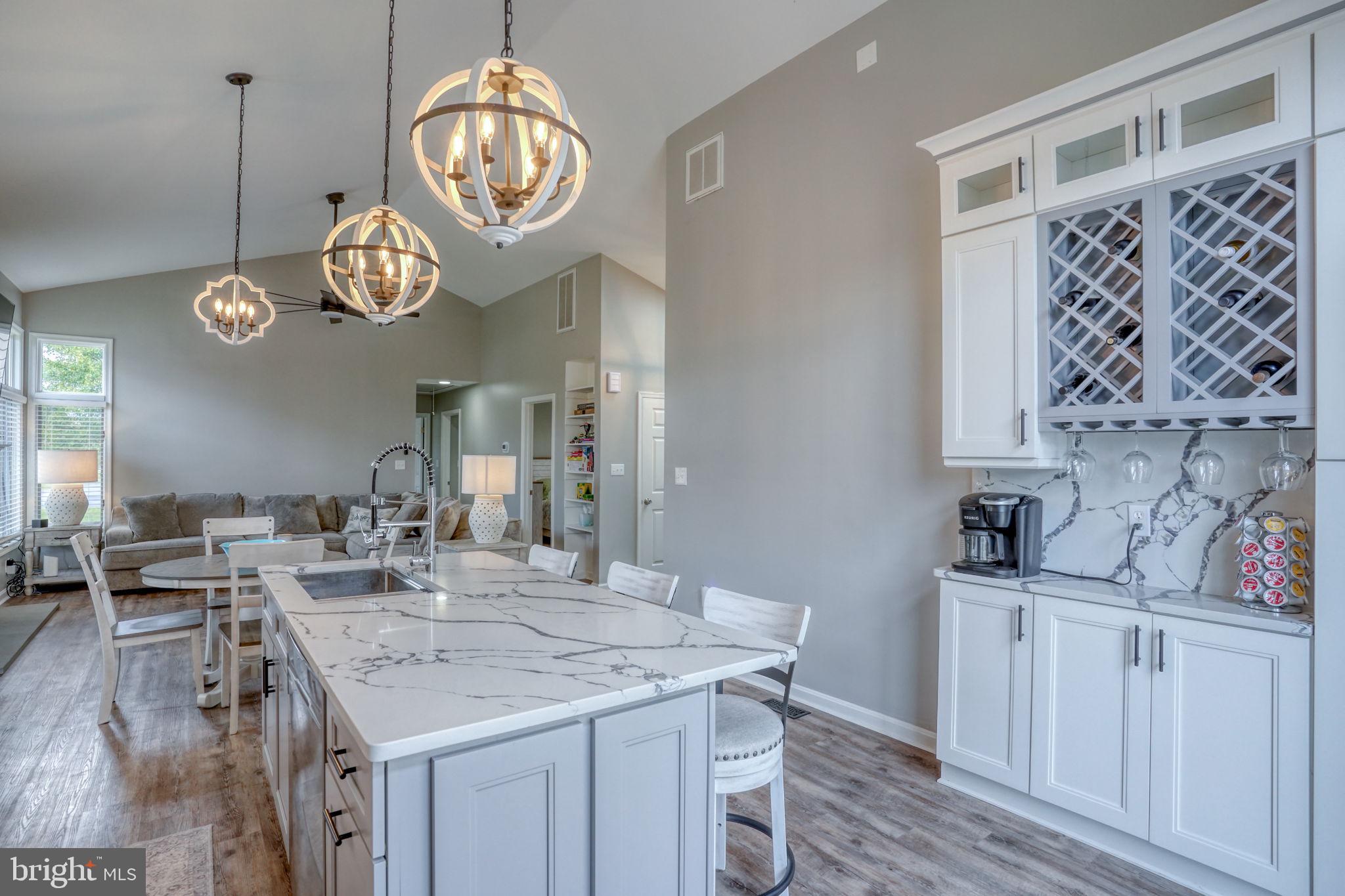 BAYVIEW ESTATES - Residential