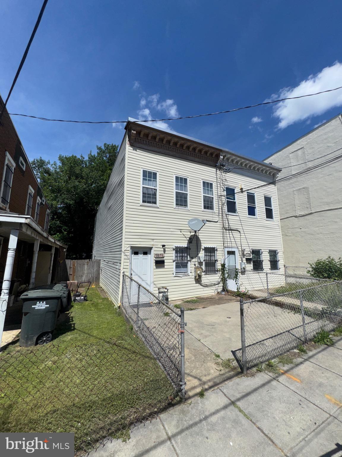 2328 NICHOLSON STREET SE