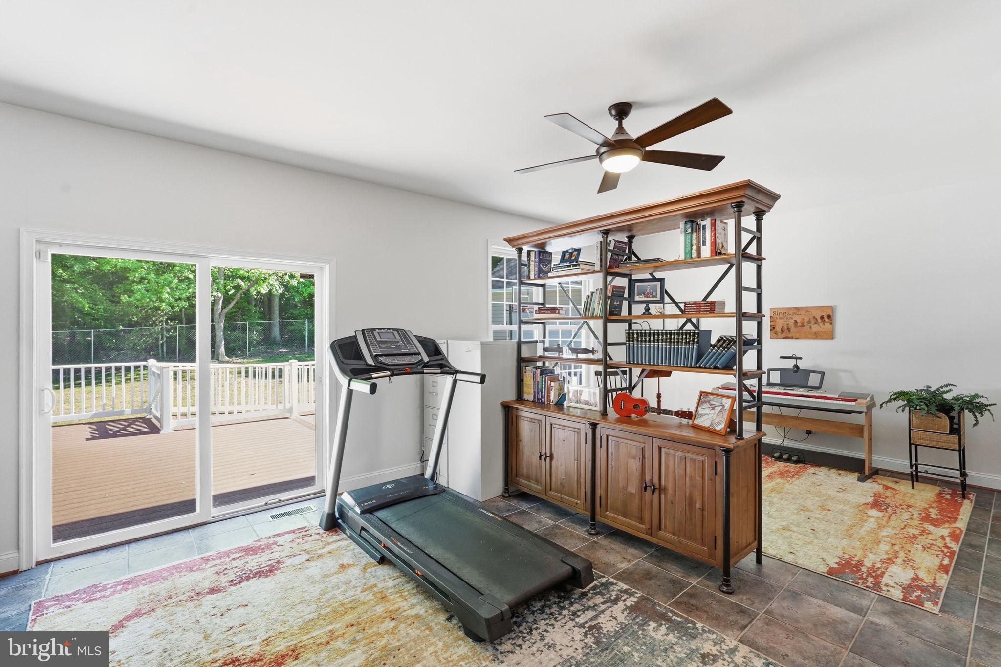 DEERFIELD - Residential