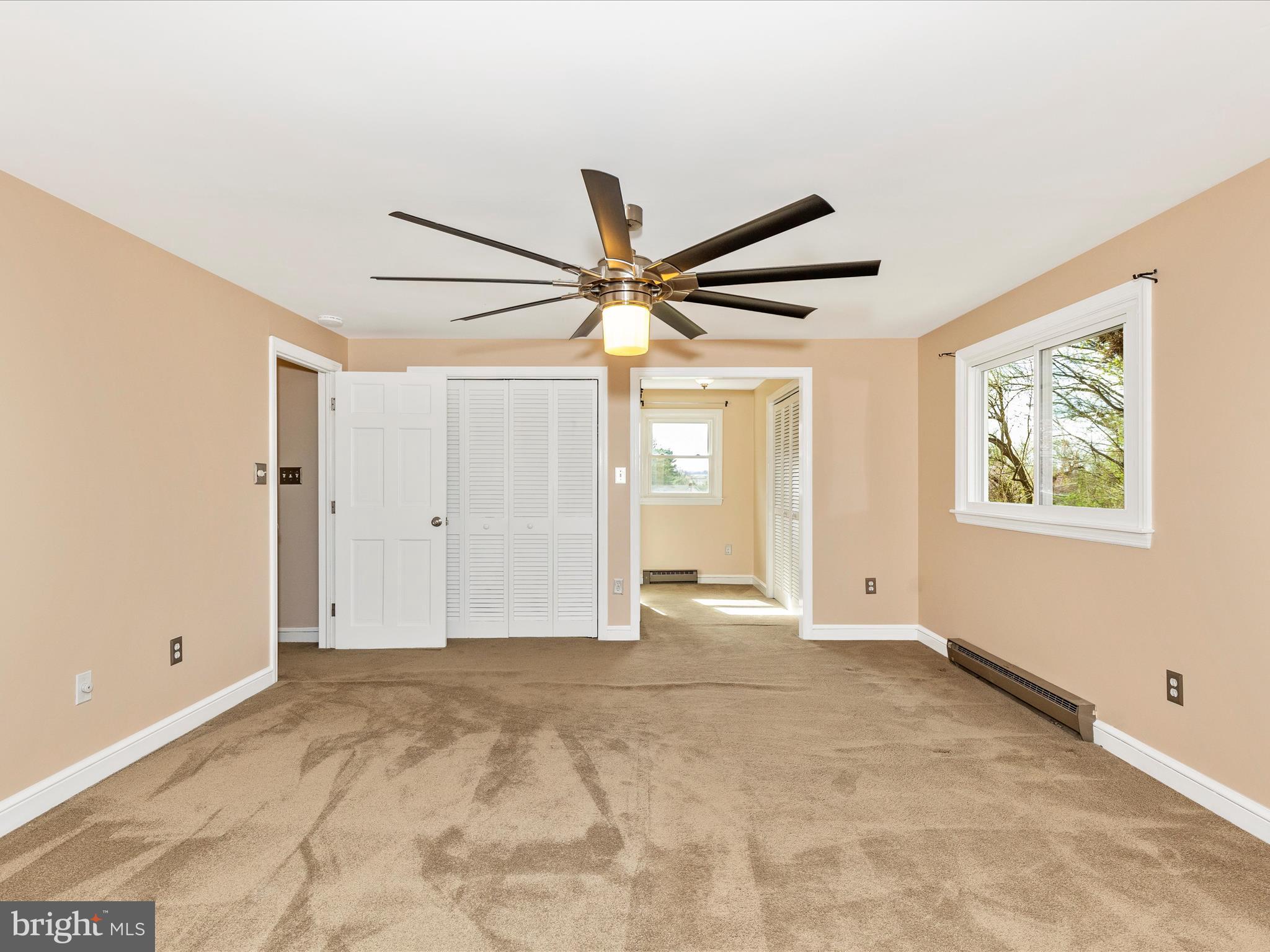 BROADVIEW ACRES - Residential