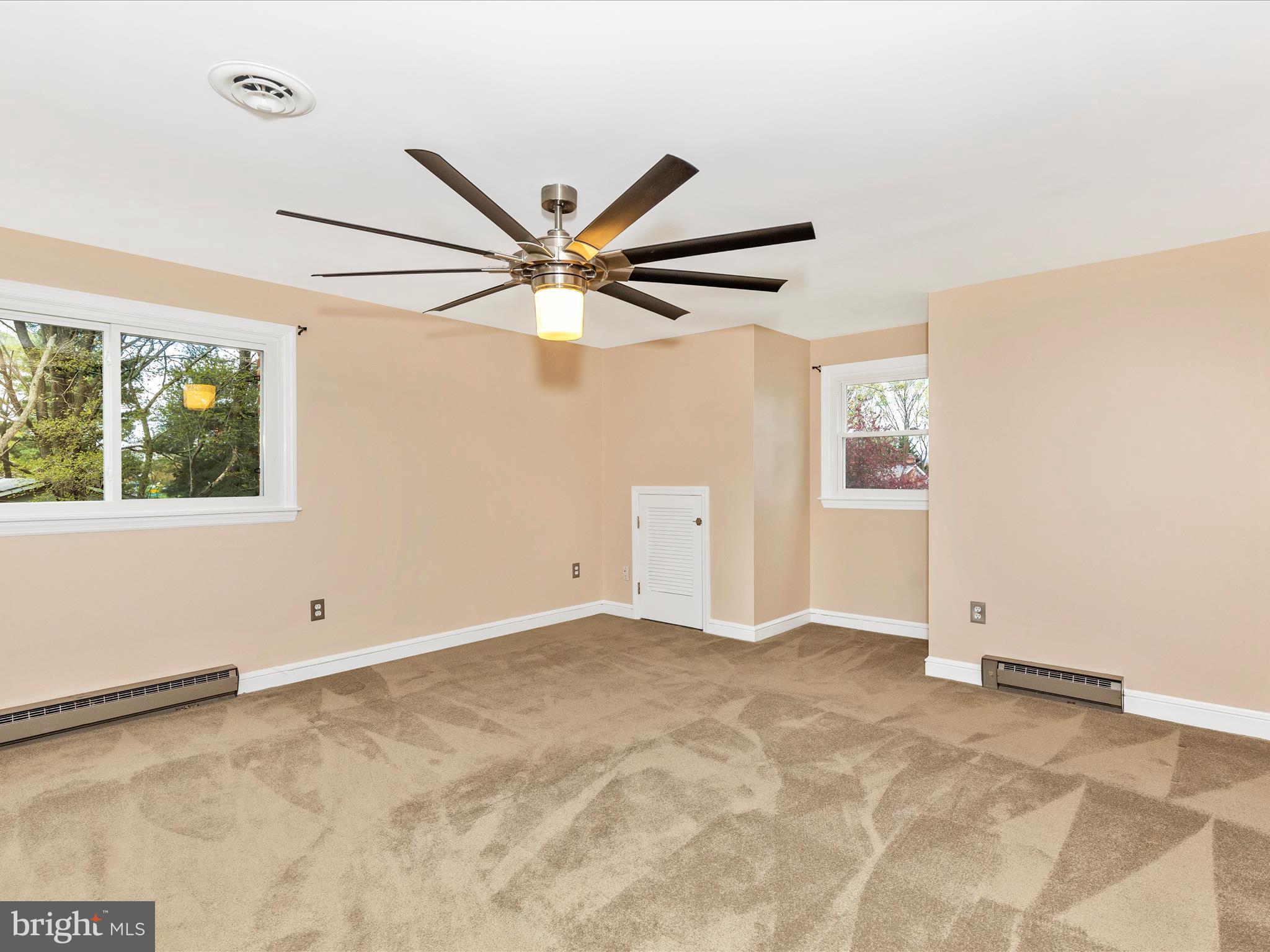 BROADVIEW ACRES - Residential