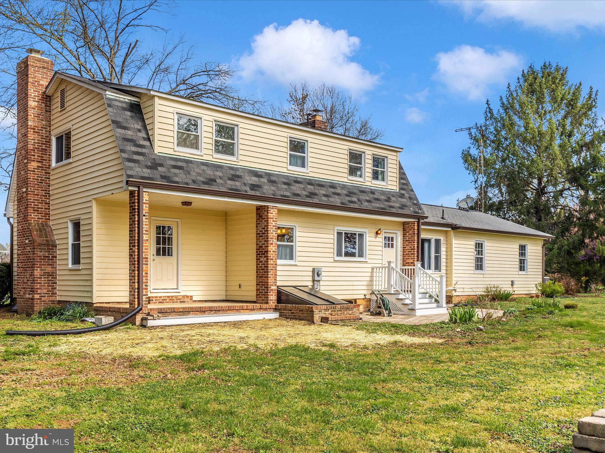 BROADVIEW ACRES - Residential