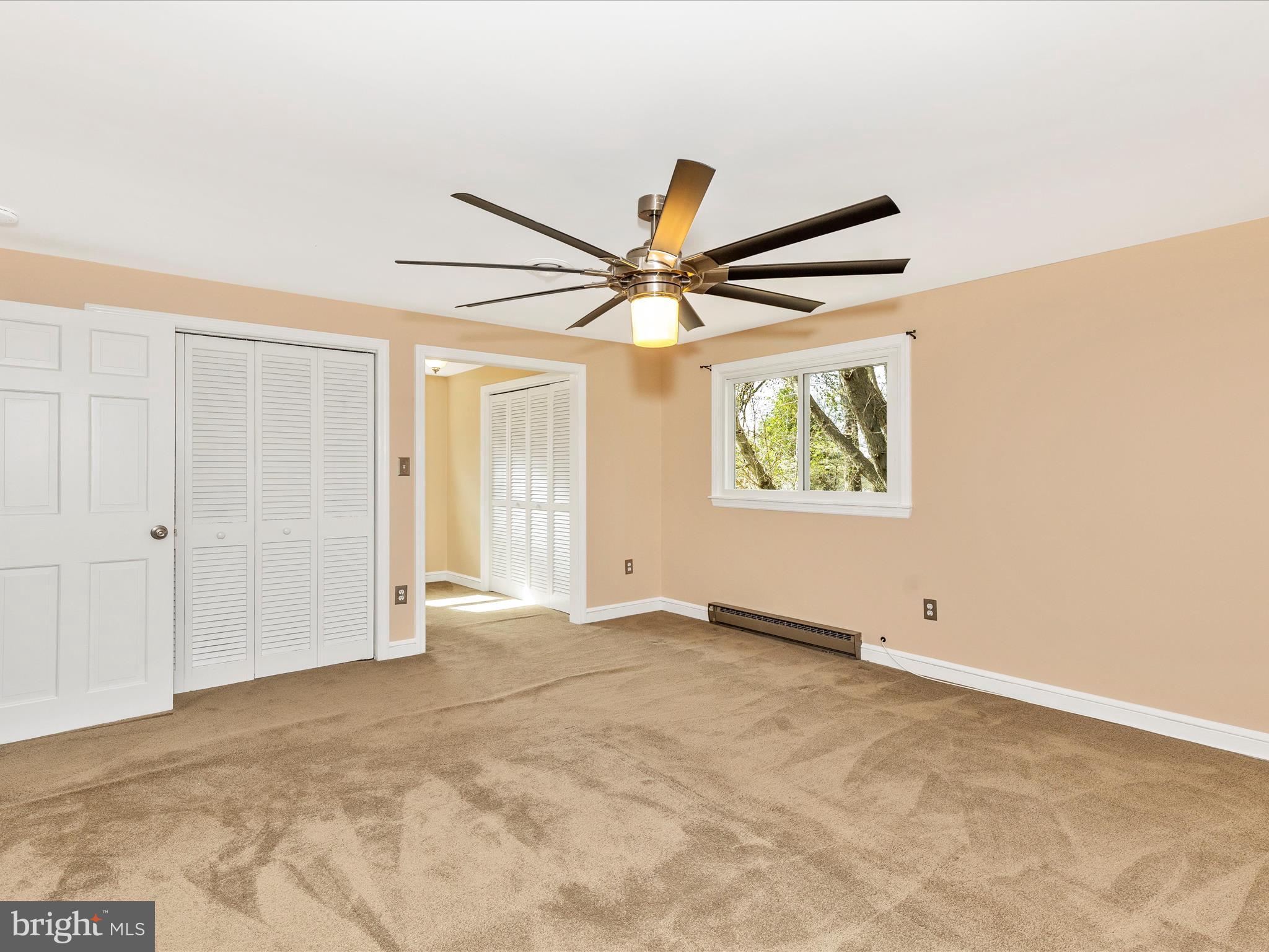 BROADVIEW ACRES - Residential