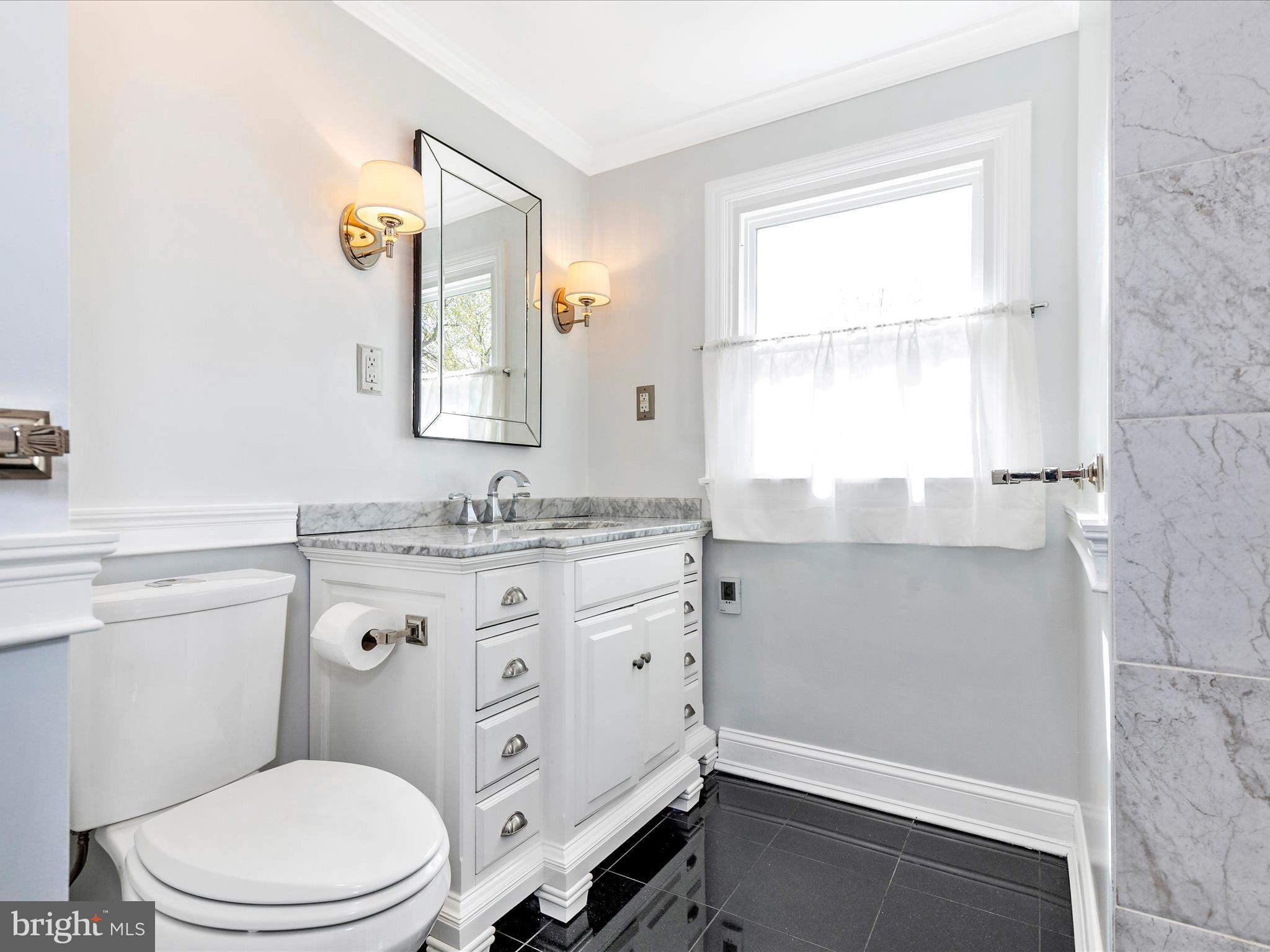 BROADVIEW ACRES - Residential