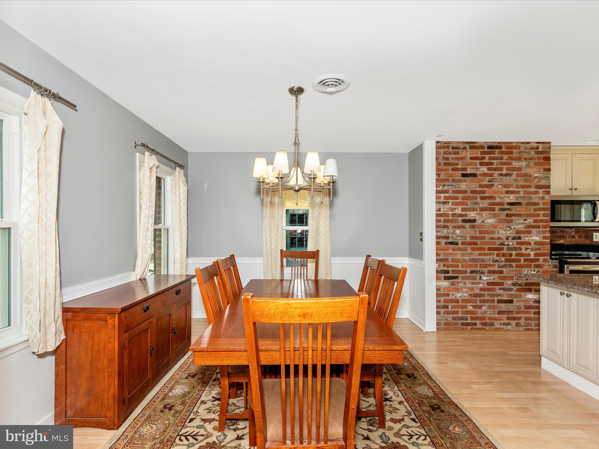 BROADVIEW ACRES - Residential