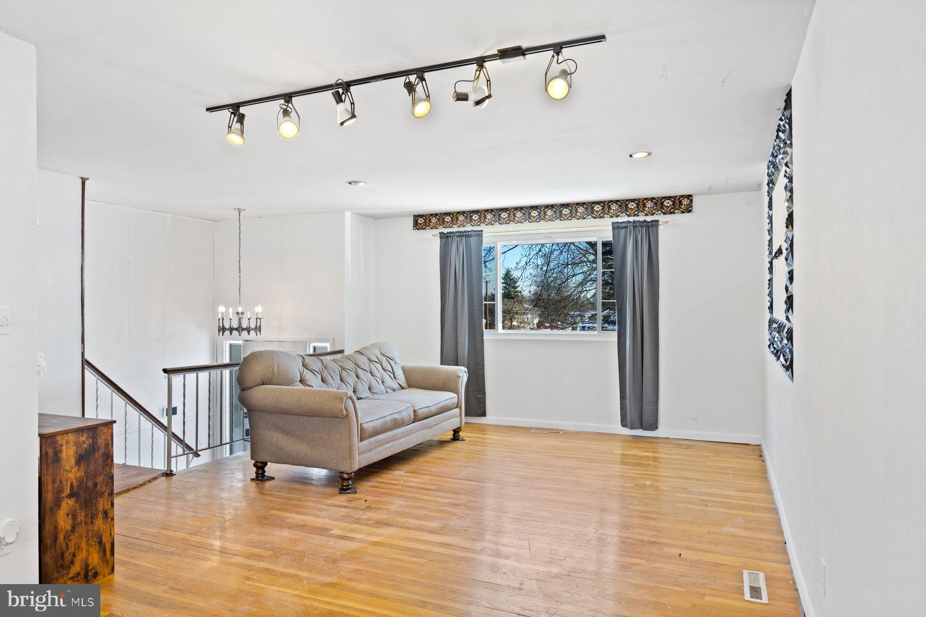 FOXRIDGE - Residential