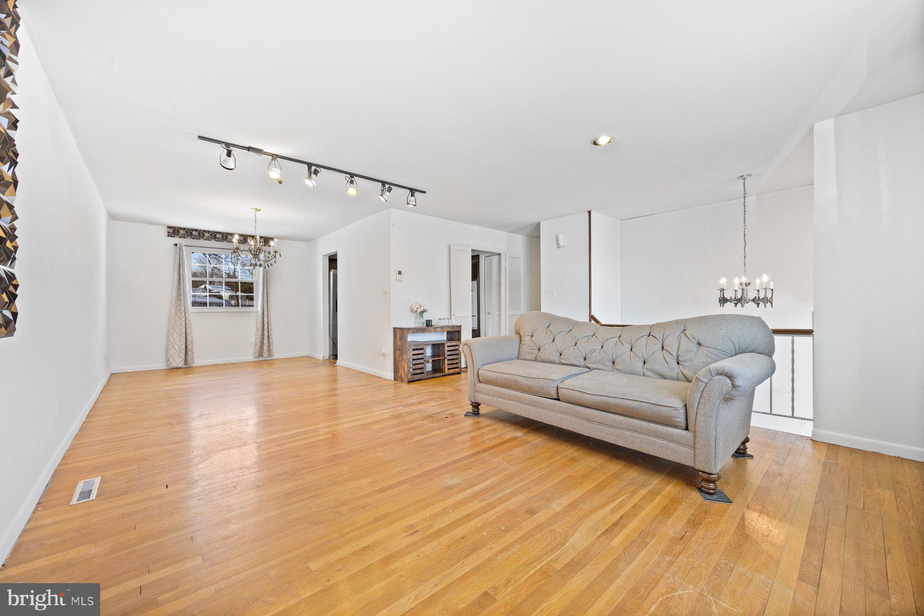 FOXRIDGE - Residential