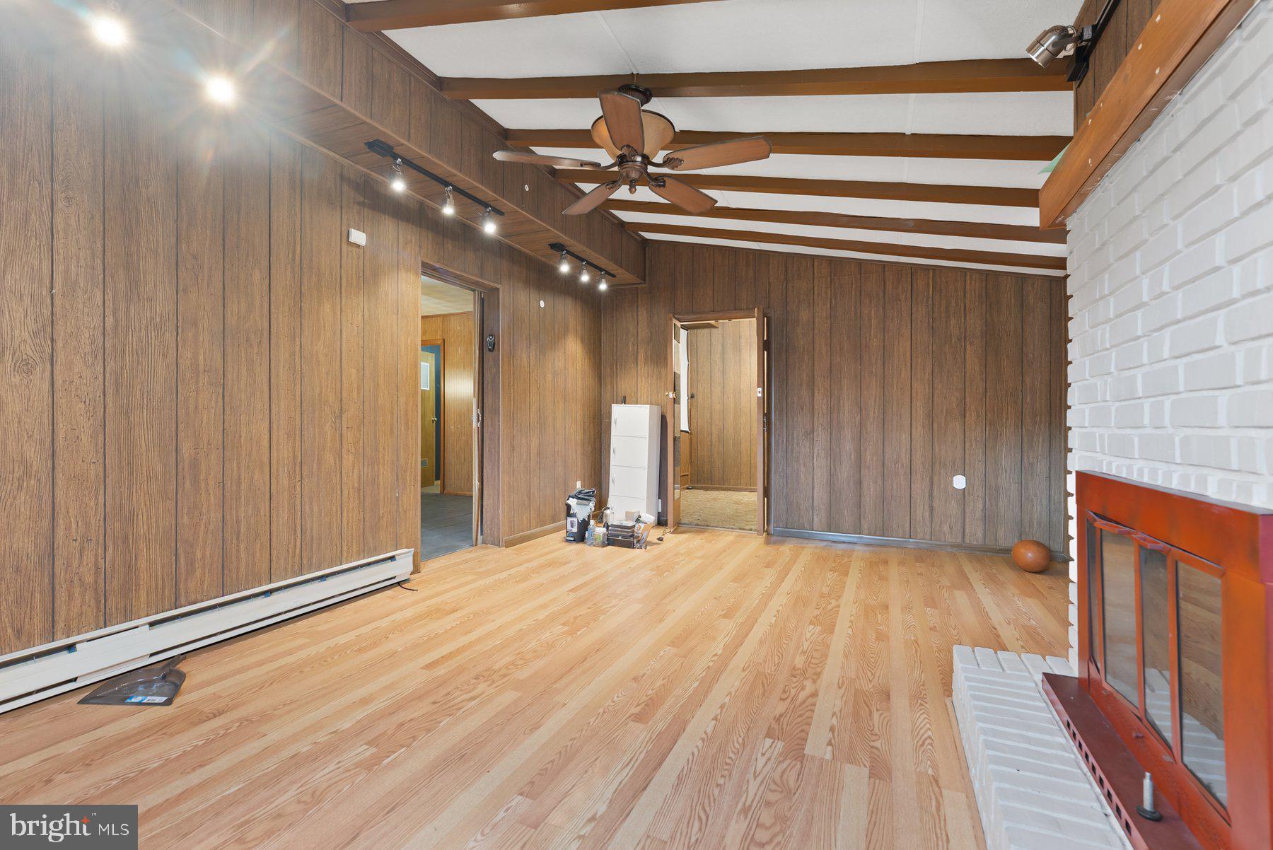 FOXRIDGE - Residential