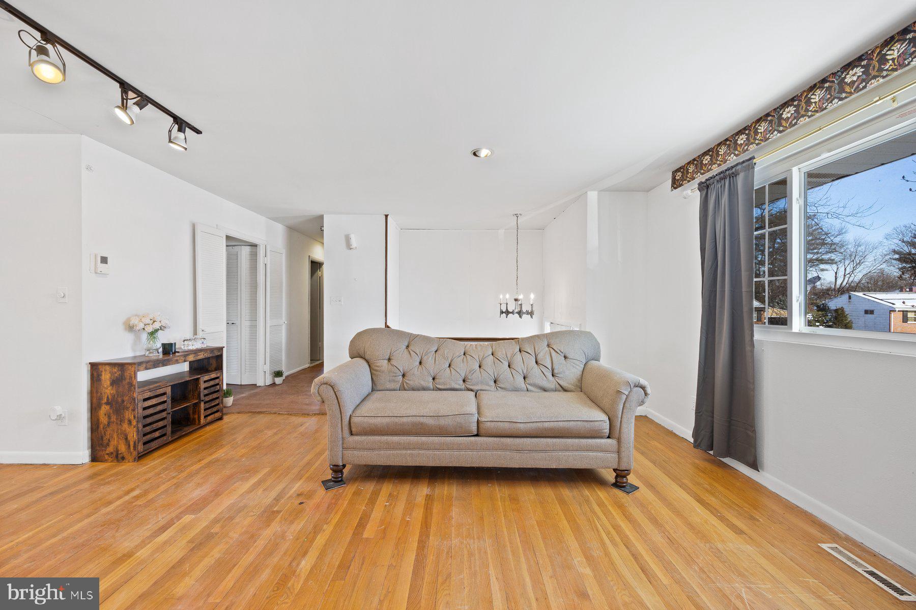 FOXRIDGE - Residential