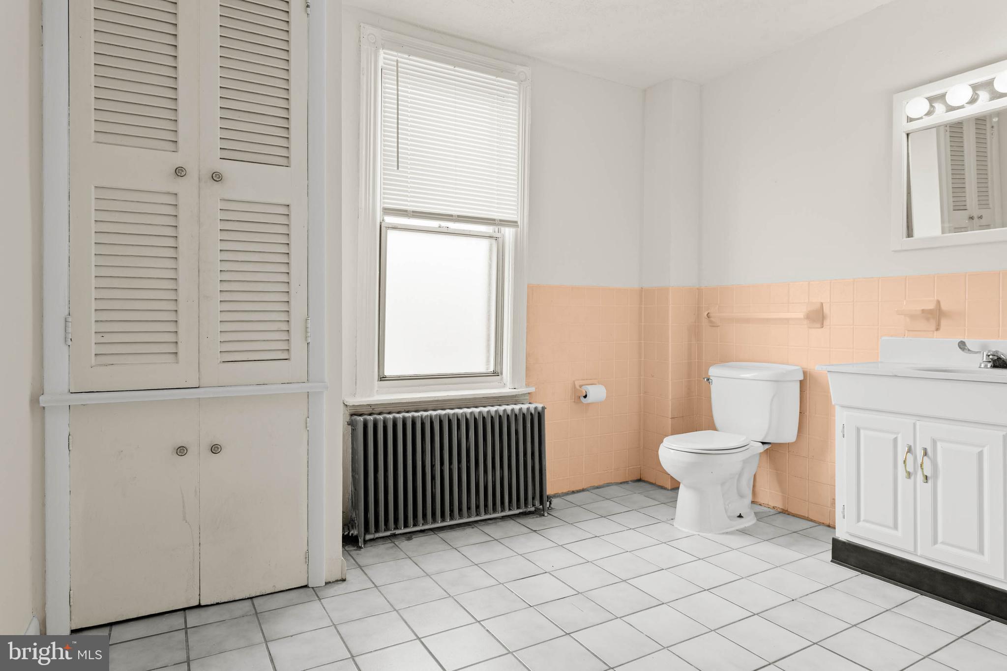 BRIDESBURG - Residential