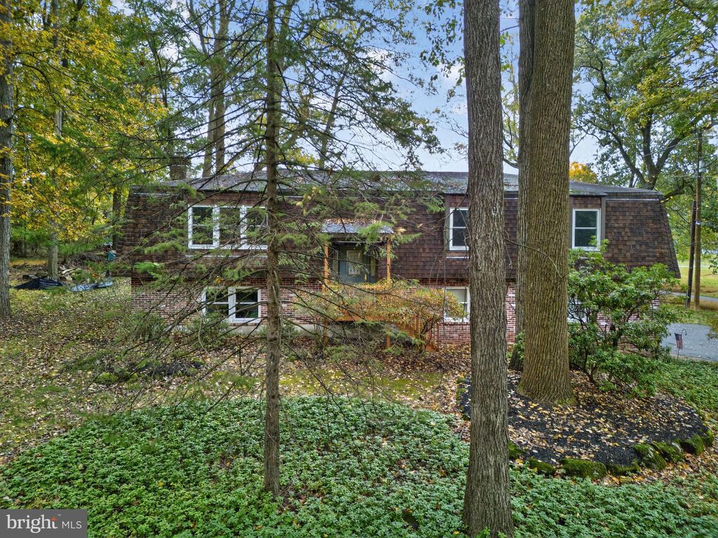 Photo of 340 Chestnut Hill Road, EMMAUS, PA 18049 (MLS # PALH2013754)