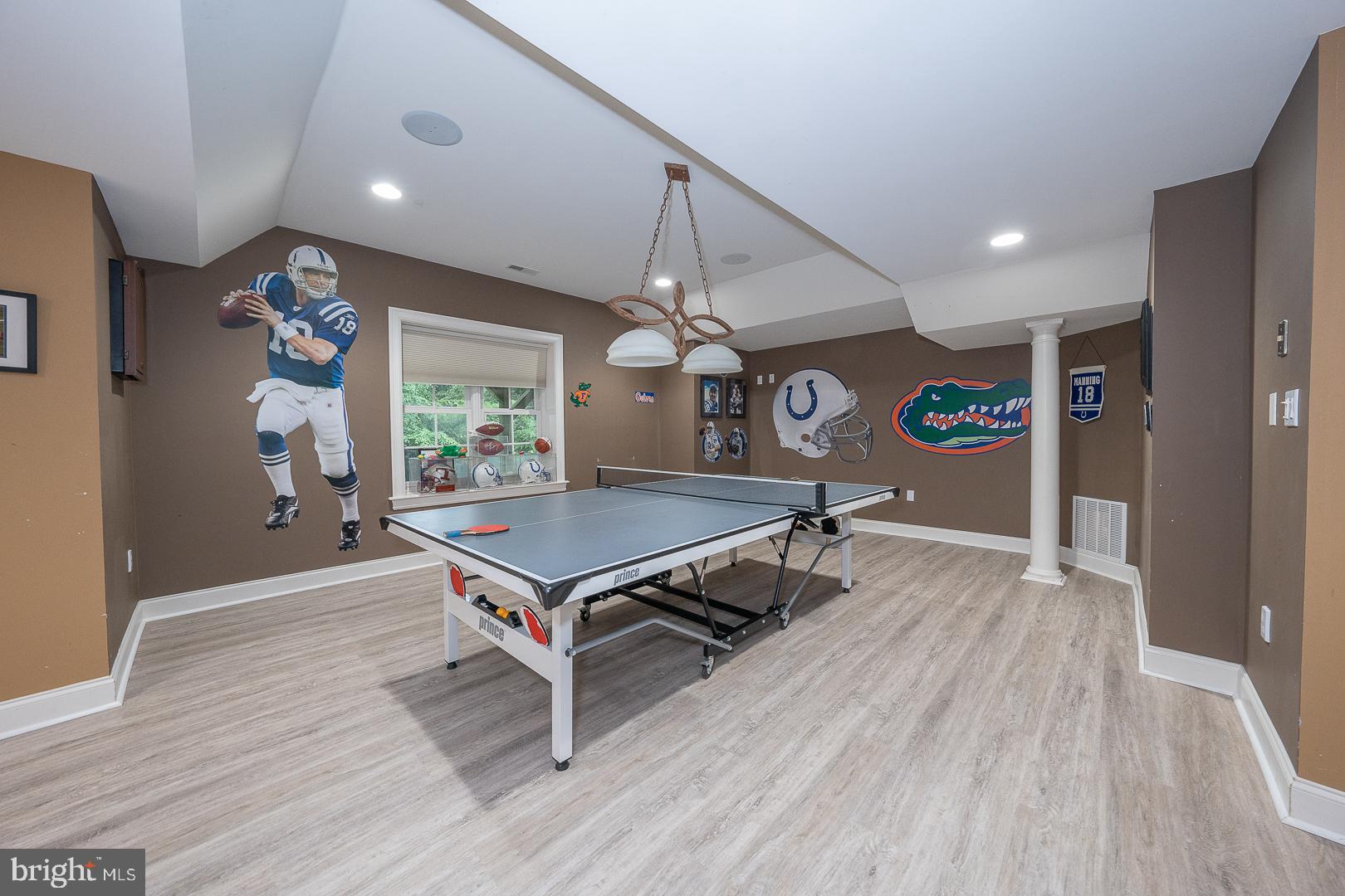 GLADWYNE - Residential