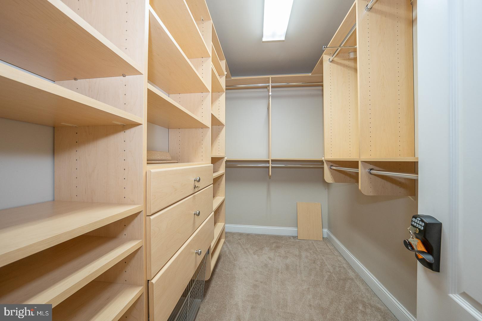 GLADWYNE - Residential