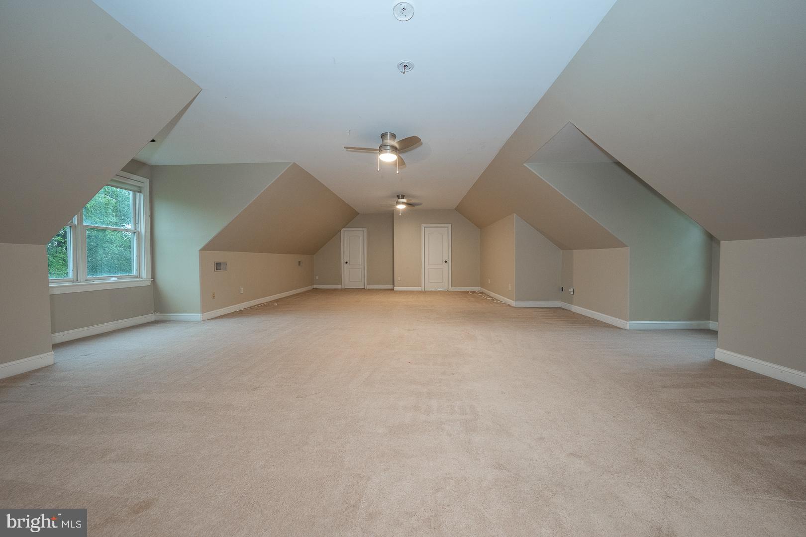 GLADWYNE - Residential