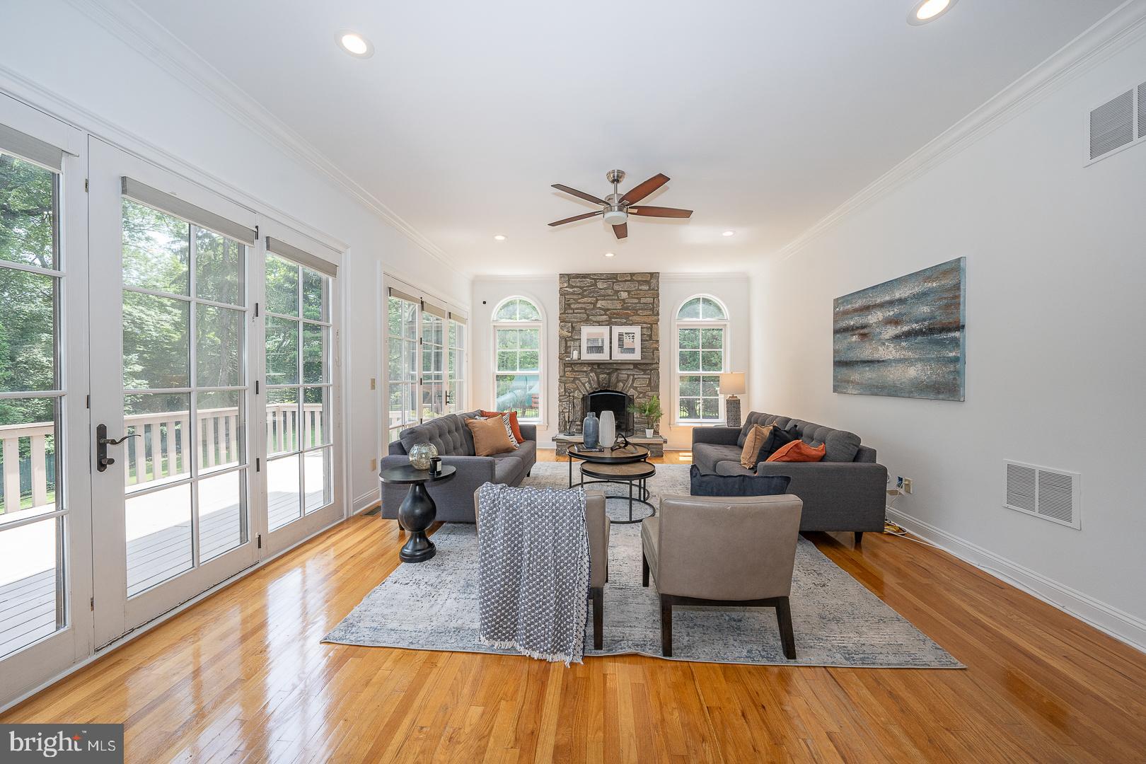 GLADWYNE - Residential