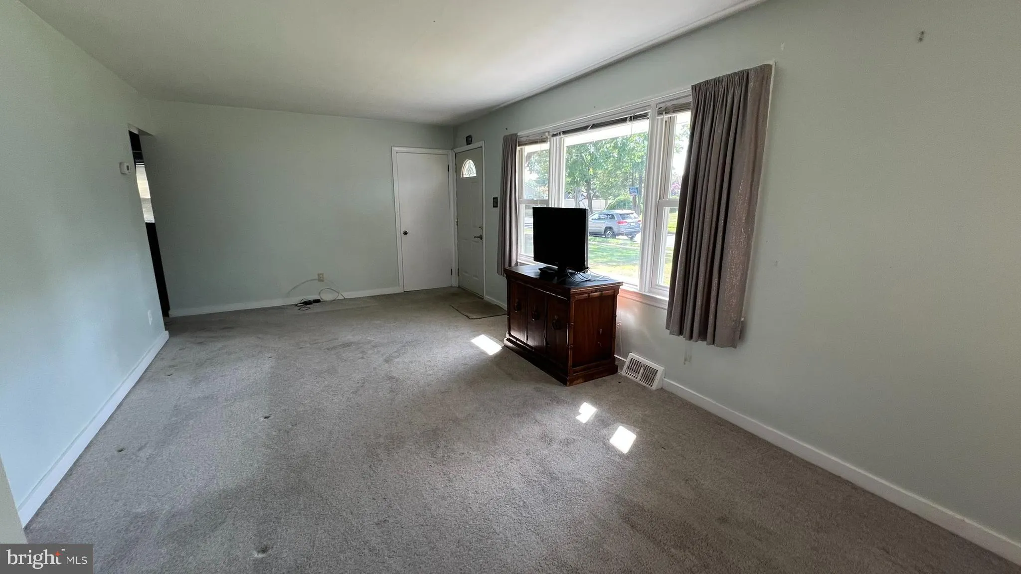 Stratford, New Jersey 08084, United States, 3 Bedrooms Bedrooms, ,1 BathroomBathrooms,Residential,Contingent,185836