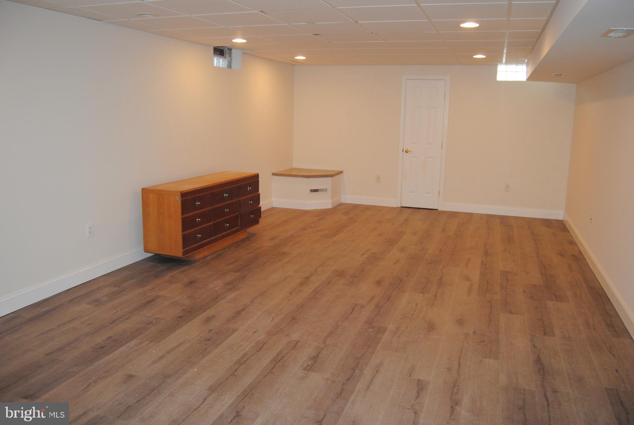 SPRINGHOUSE WOODS - Residential