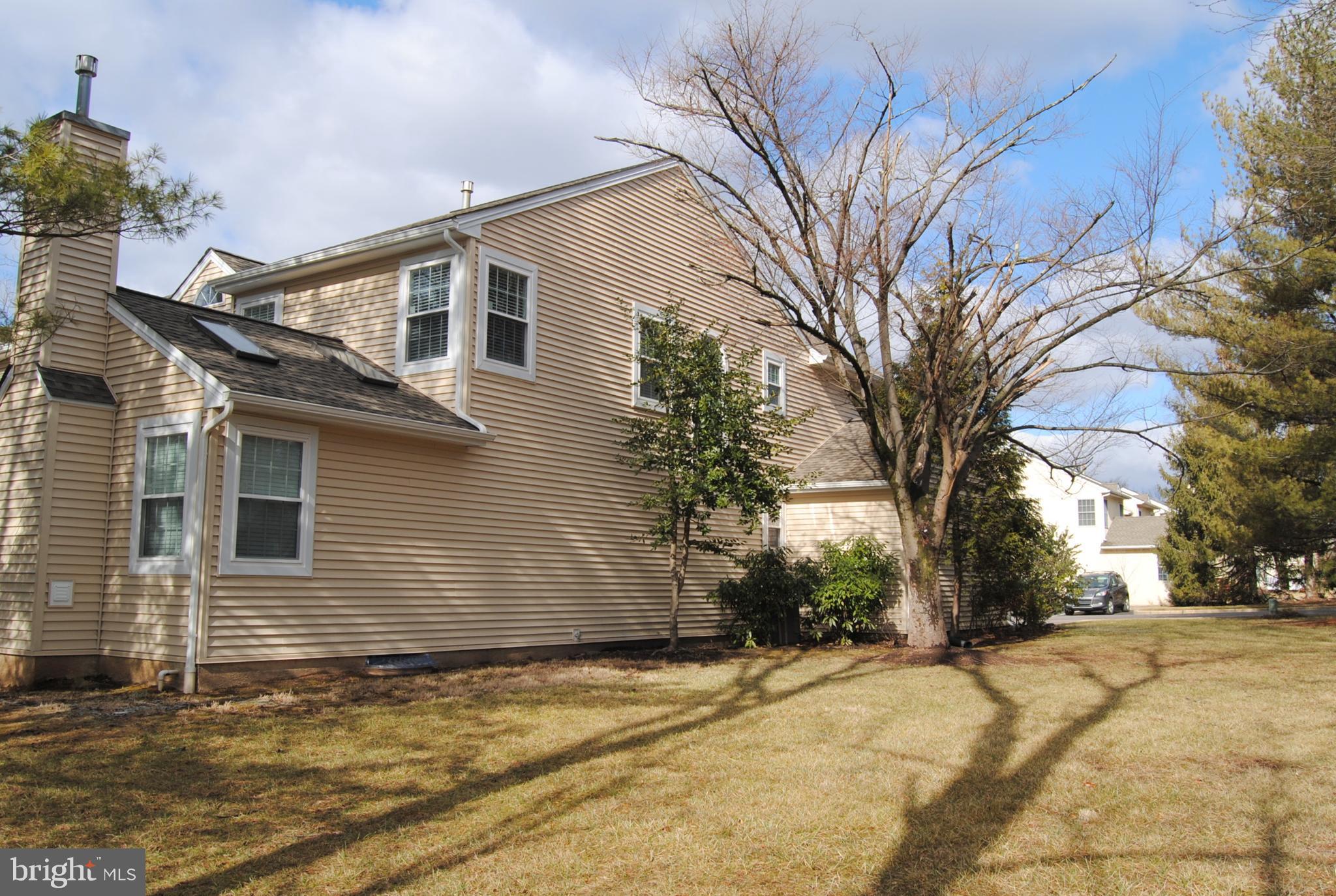 SPRINGHOUSE WOODS - Residential