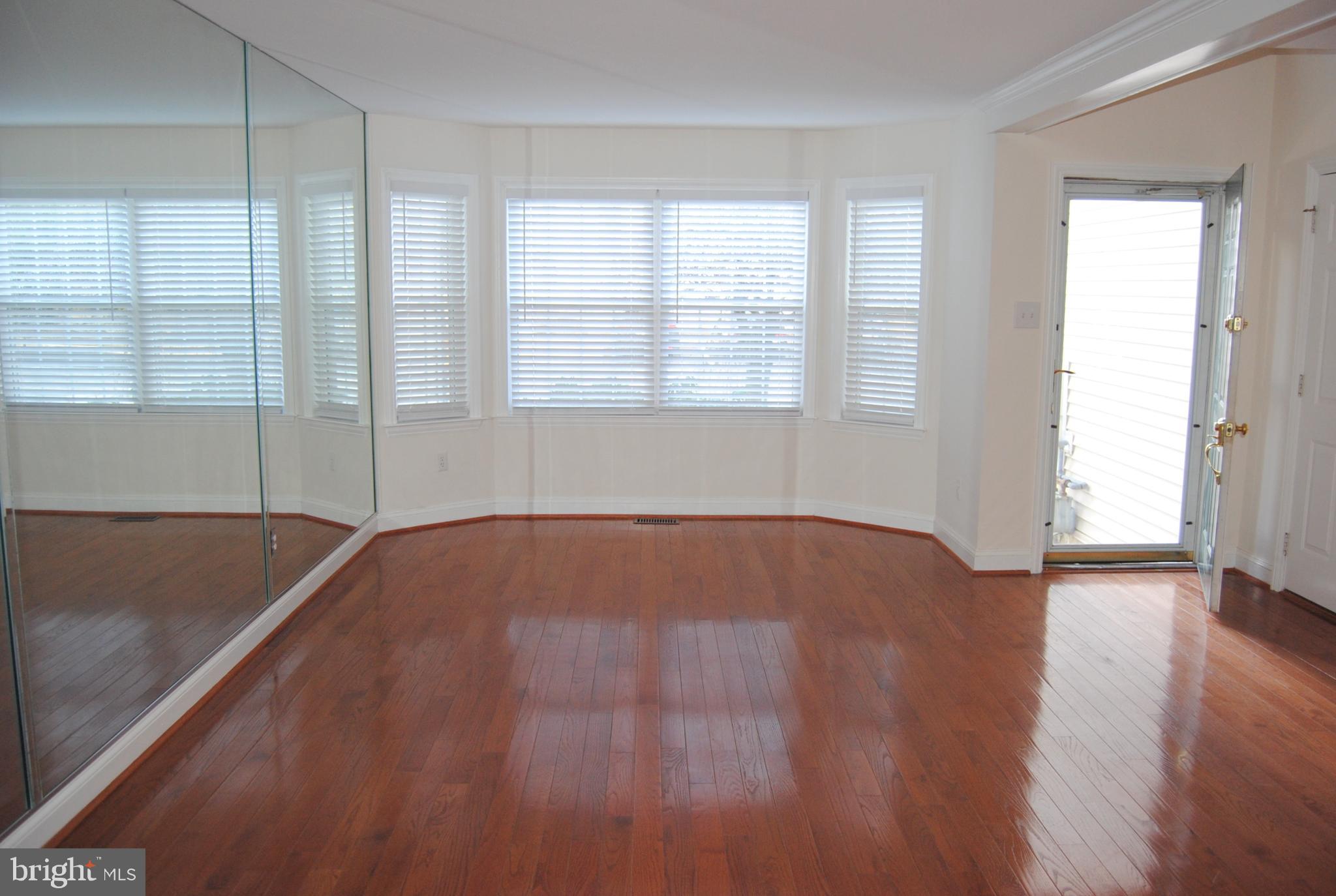 SPRINGHOUSE WOODS - Residential