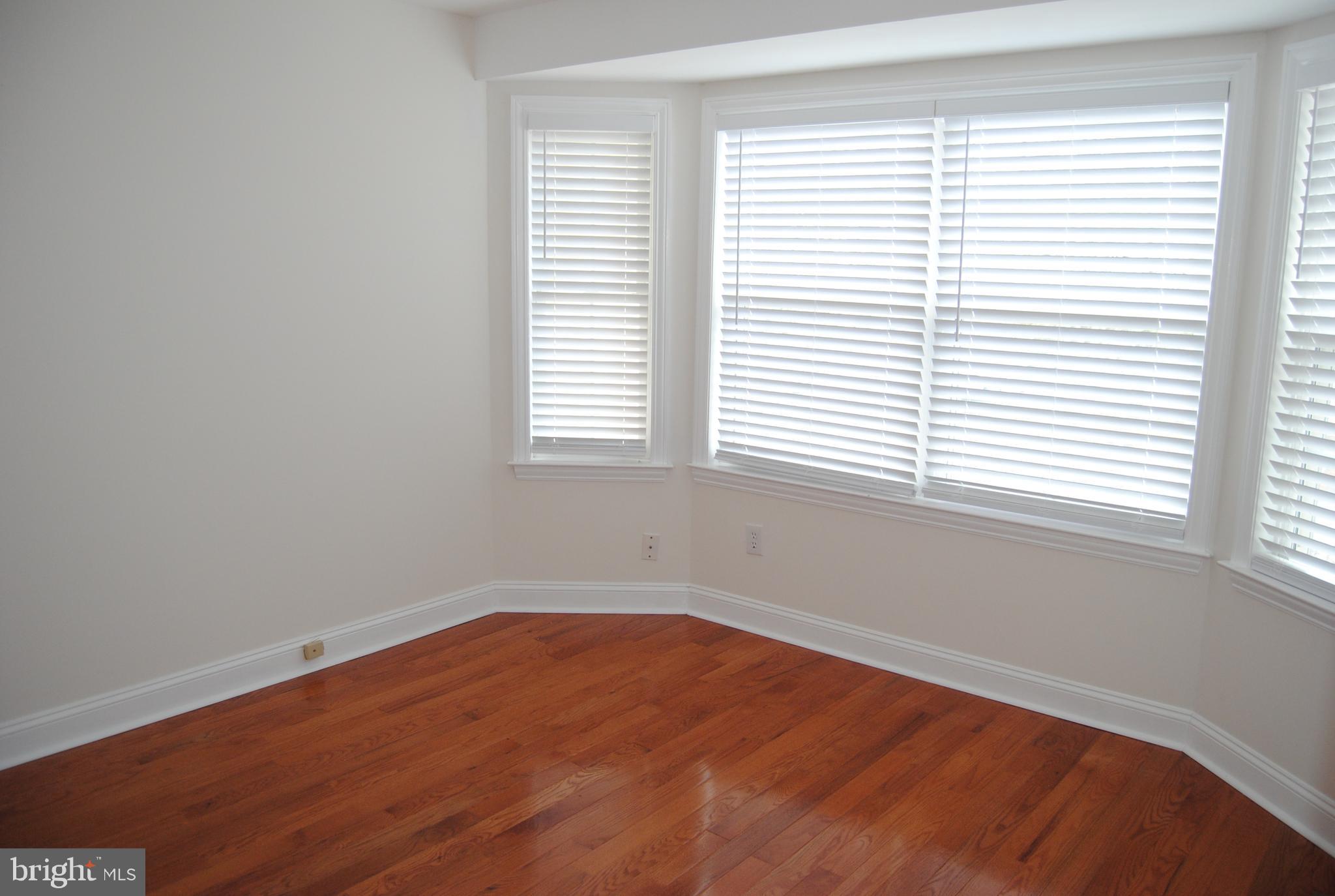 SPRINGHOUSE WOODS - Residential