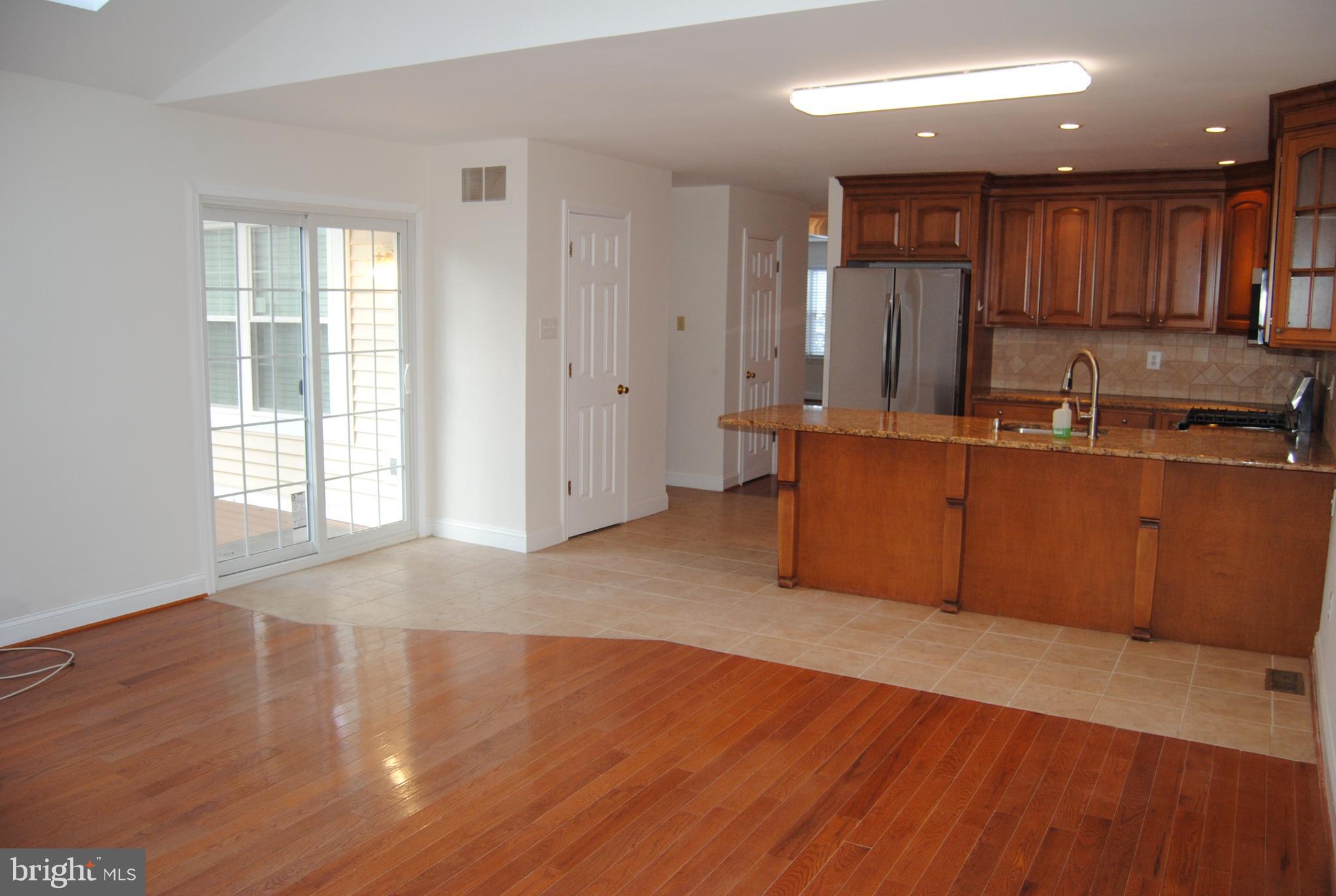 SPRINGHOUSE WOODS - Residential