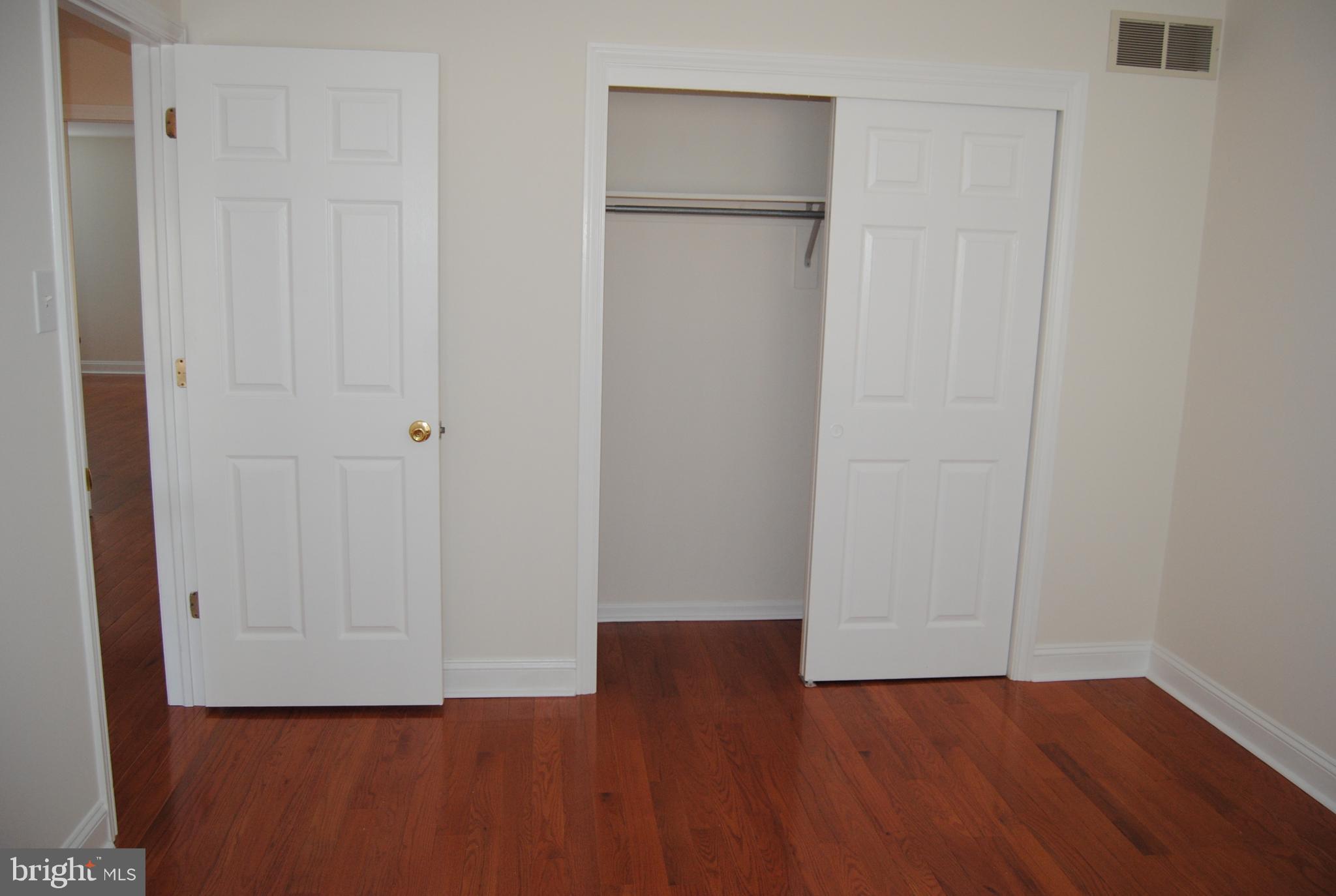 SPRINGHOUSE WOODS - Residential