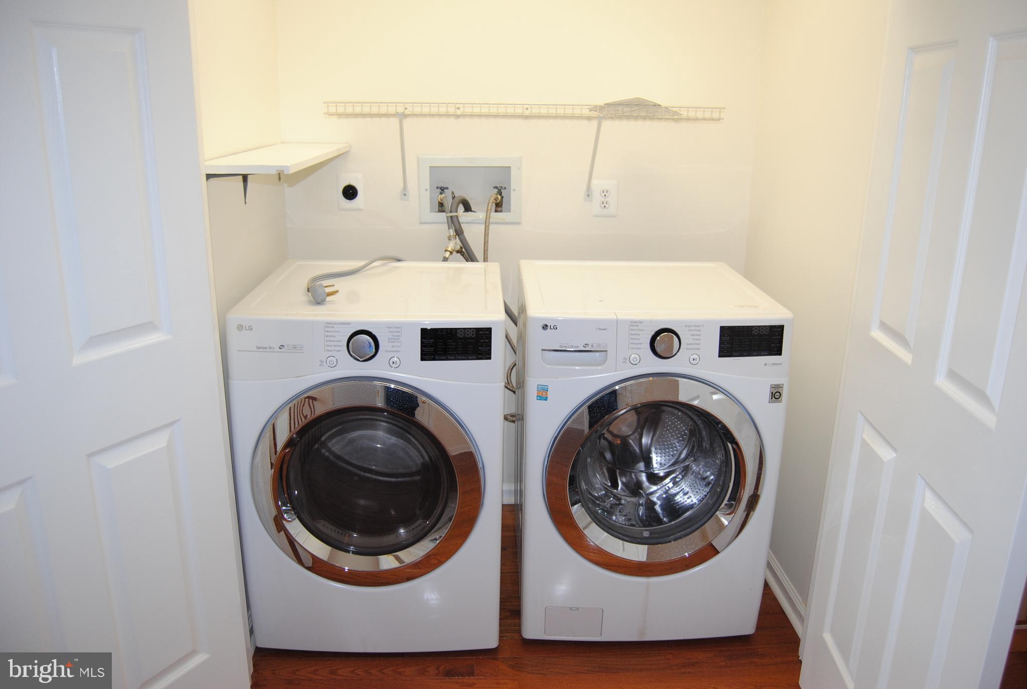 SPRINGHOUSE WOODS - Residential