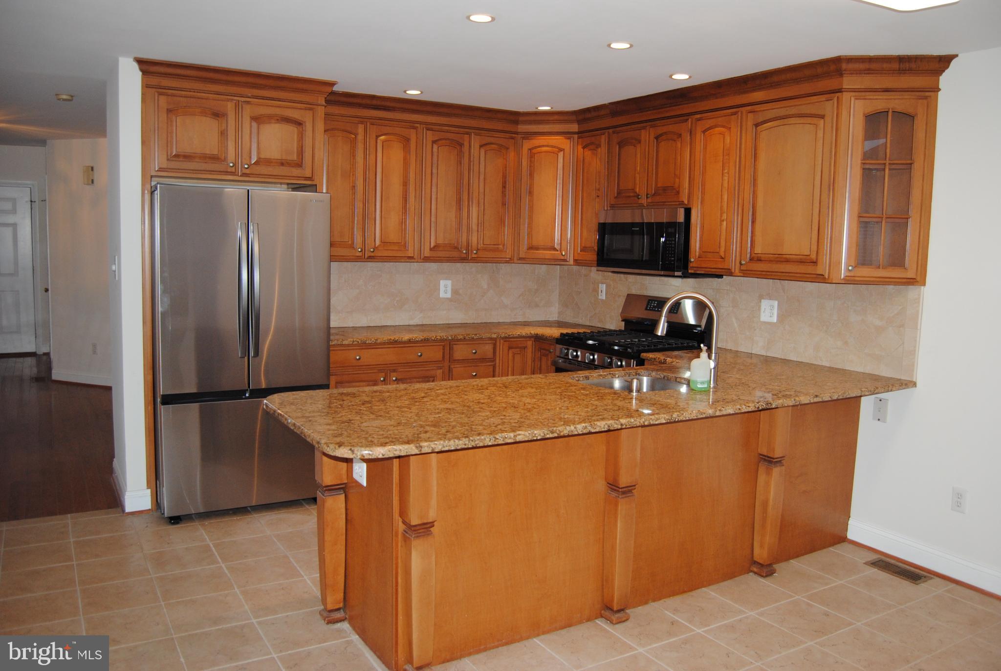 SPRINGHOUSE WOODS - Residential