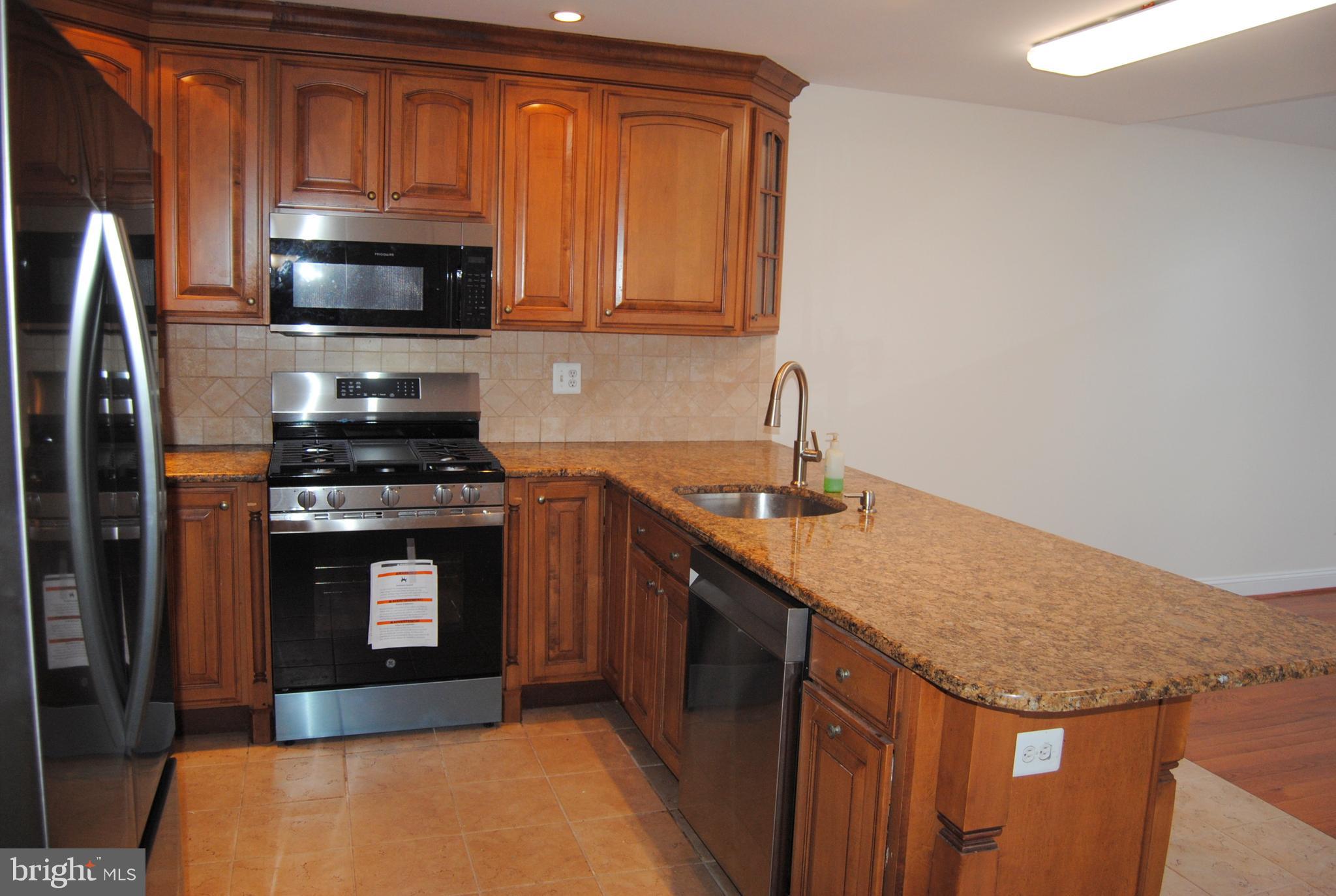 SPRINGHOUSE WOODS - Residential