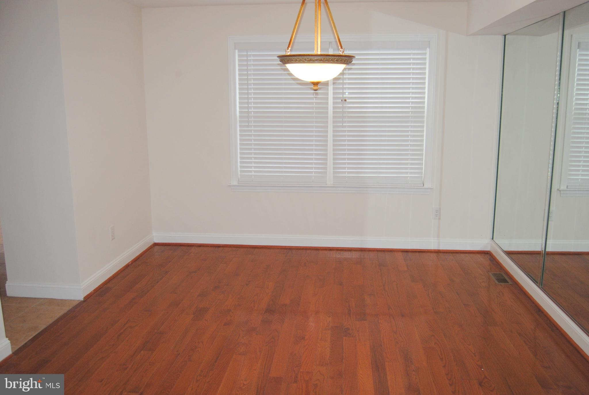 SPRINGHOUSE WOODS - Residential