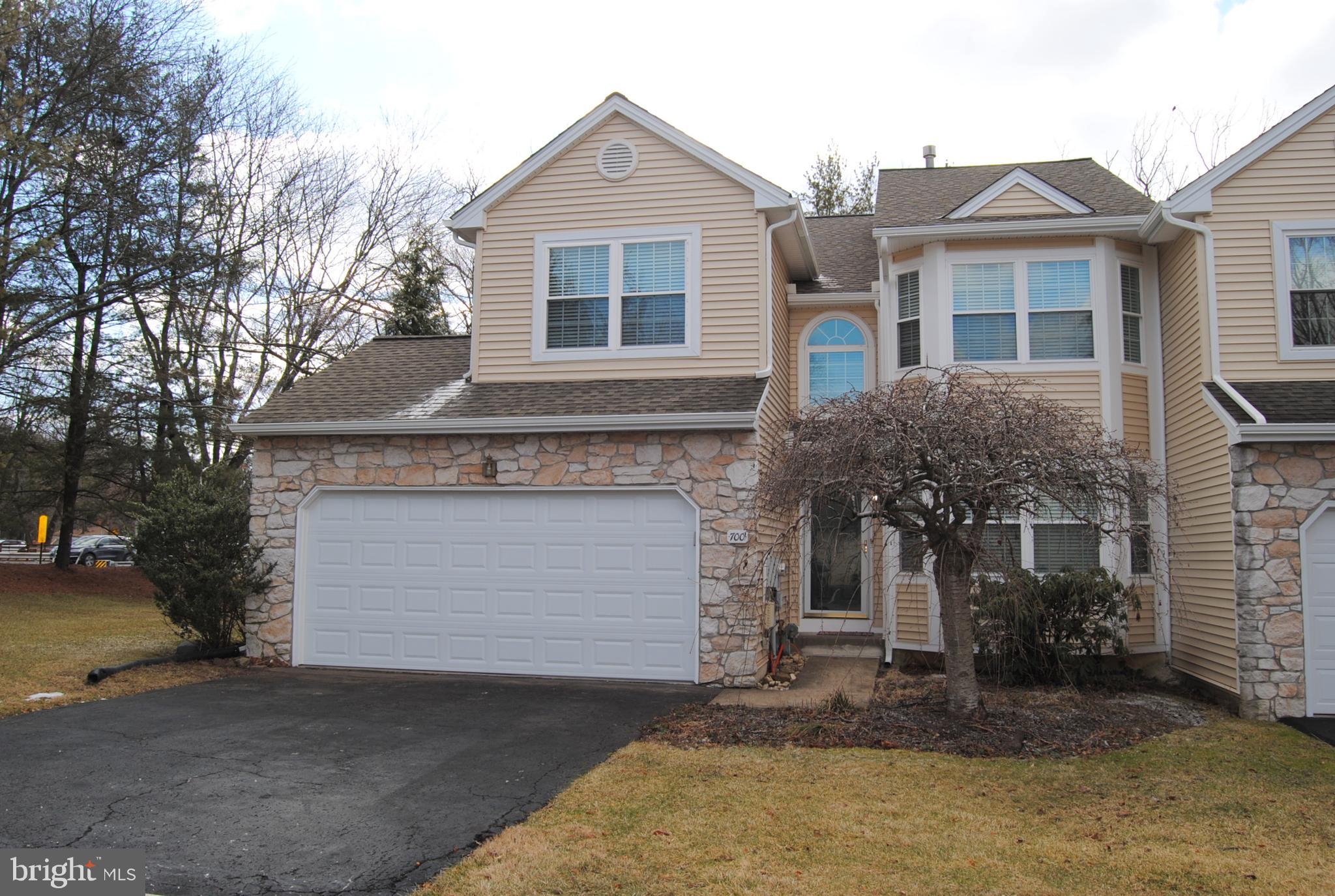700 LOCUST LANE