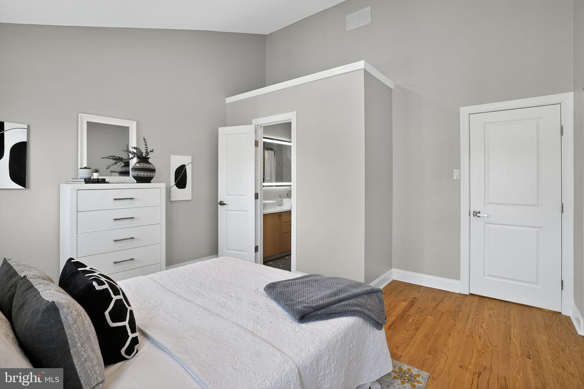 FAIRMOUNT - Residential