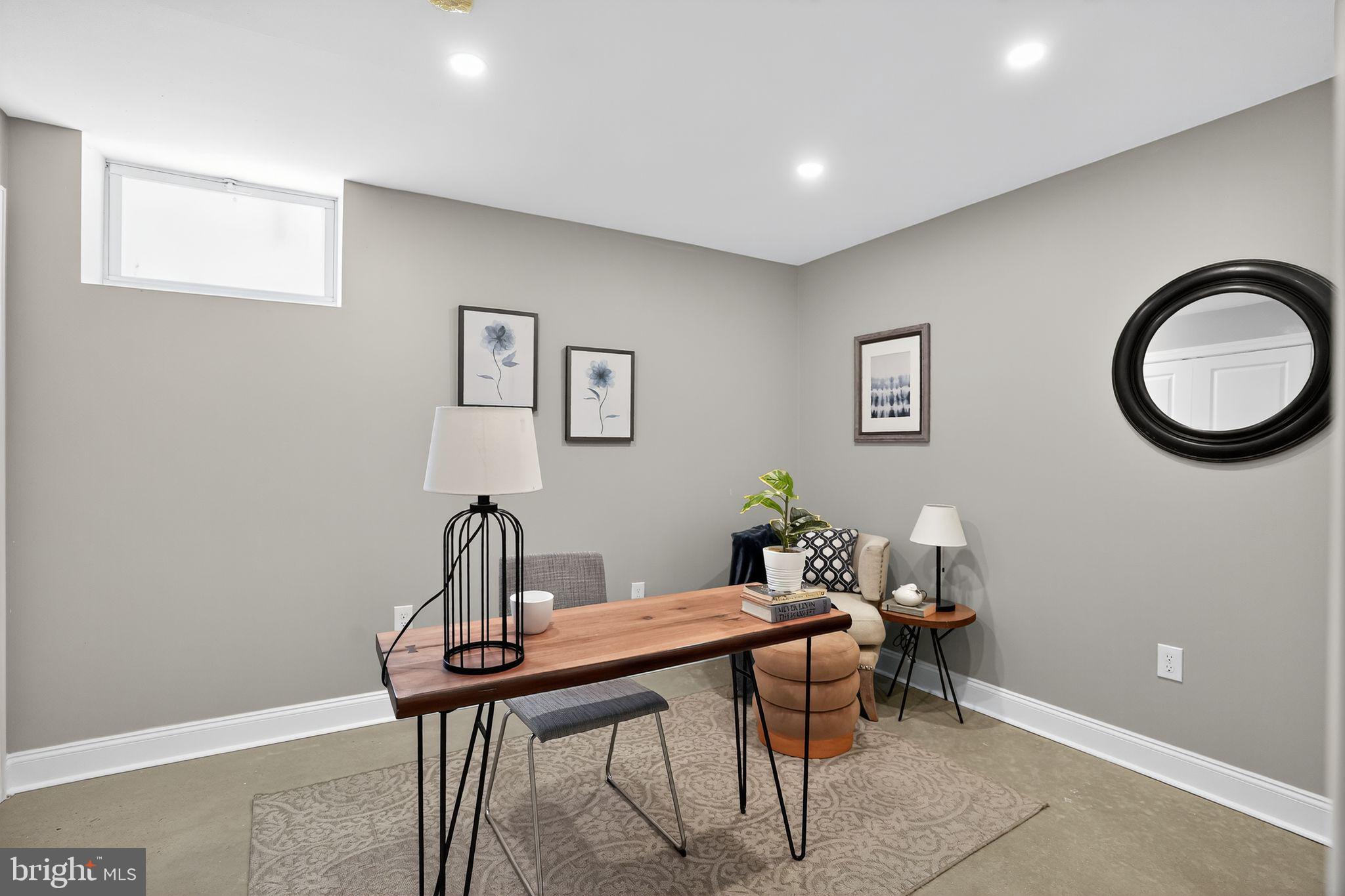 FAIRMOUNT - Residential