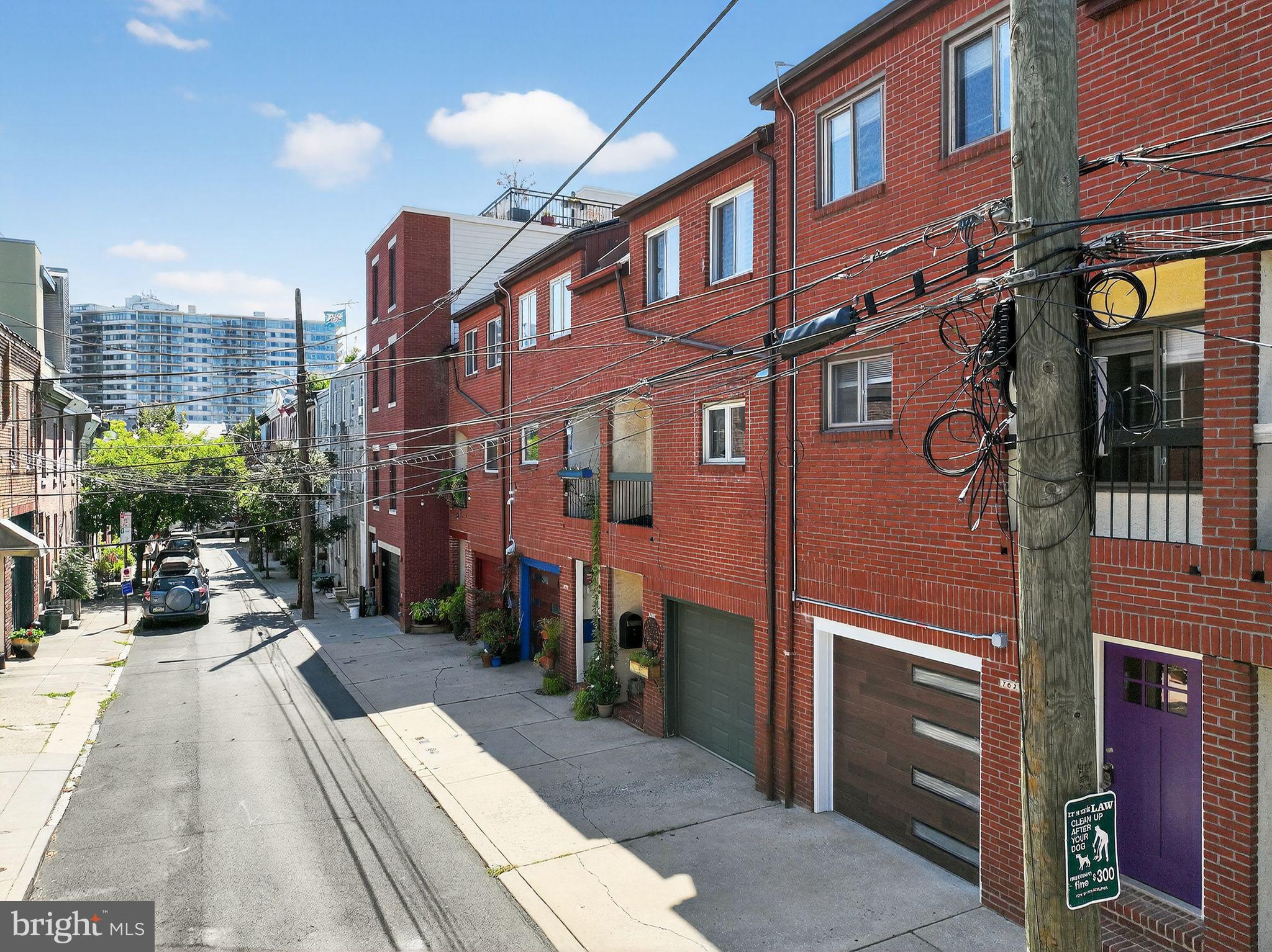 FAIRMOUNT - Residential