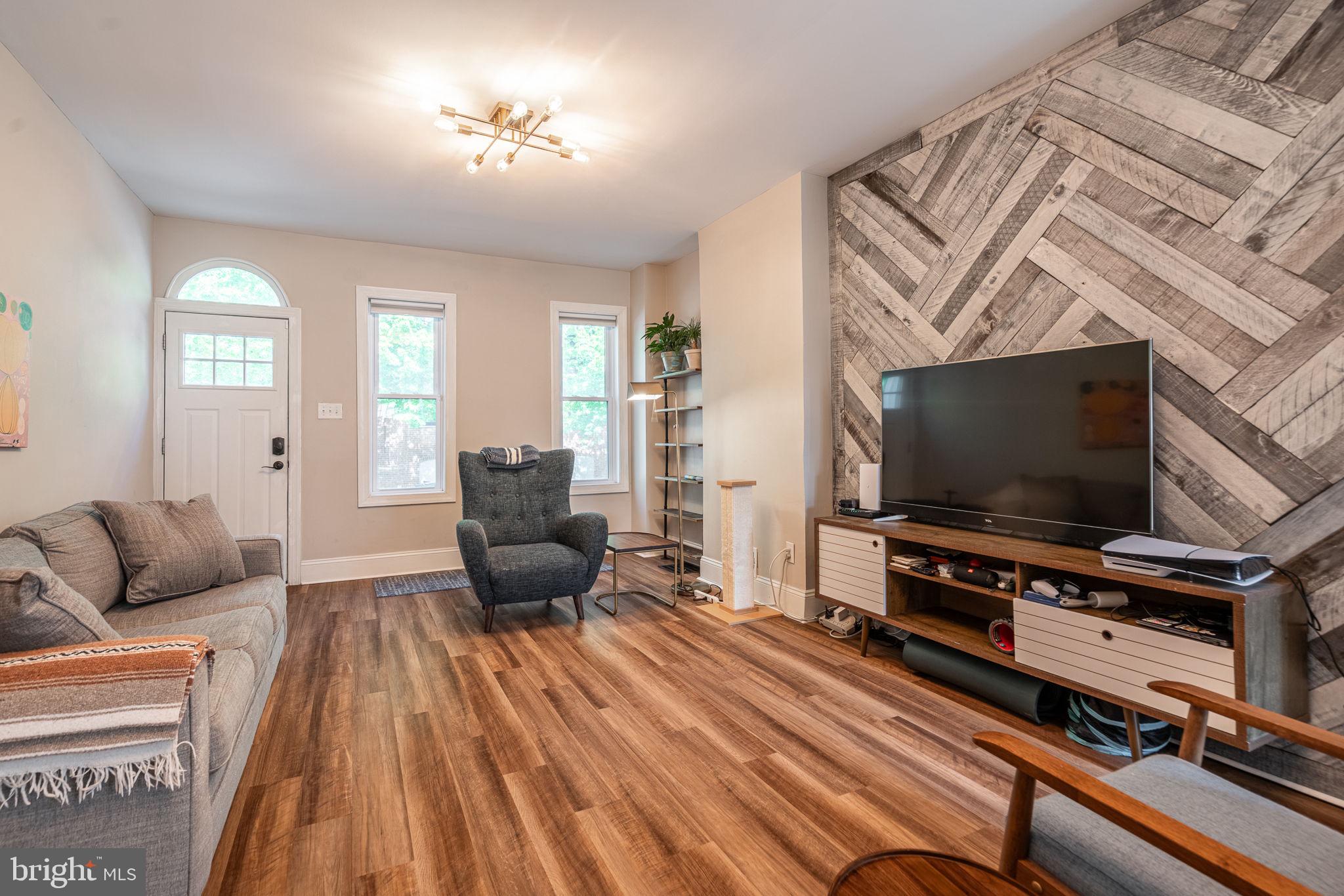 FISHTOWN - Residential Lease